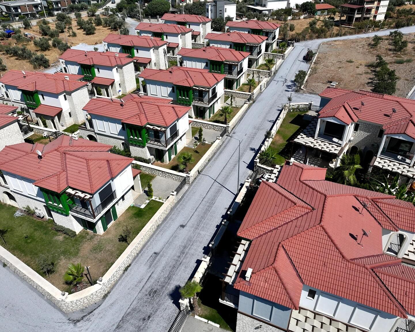 Kusadasi Belediyesi Ekiplerinden 724 Yol Mesaisi 594472 Ac954D3B8Badc5Dd18F7B8B1864D7550
