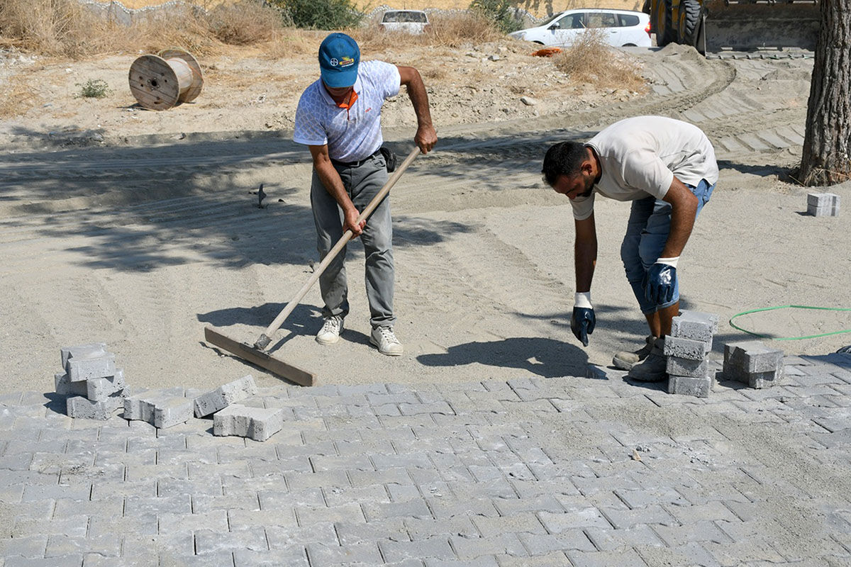 Kusadasinda Hizmet Seferberligi Takdir Topluyor 589443 A6E76854Ddf6Bafacfed4919Ed74443E