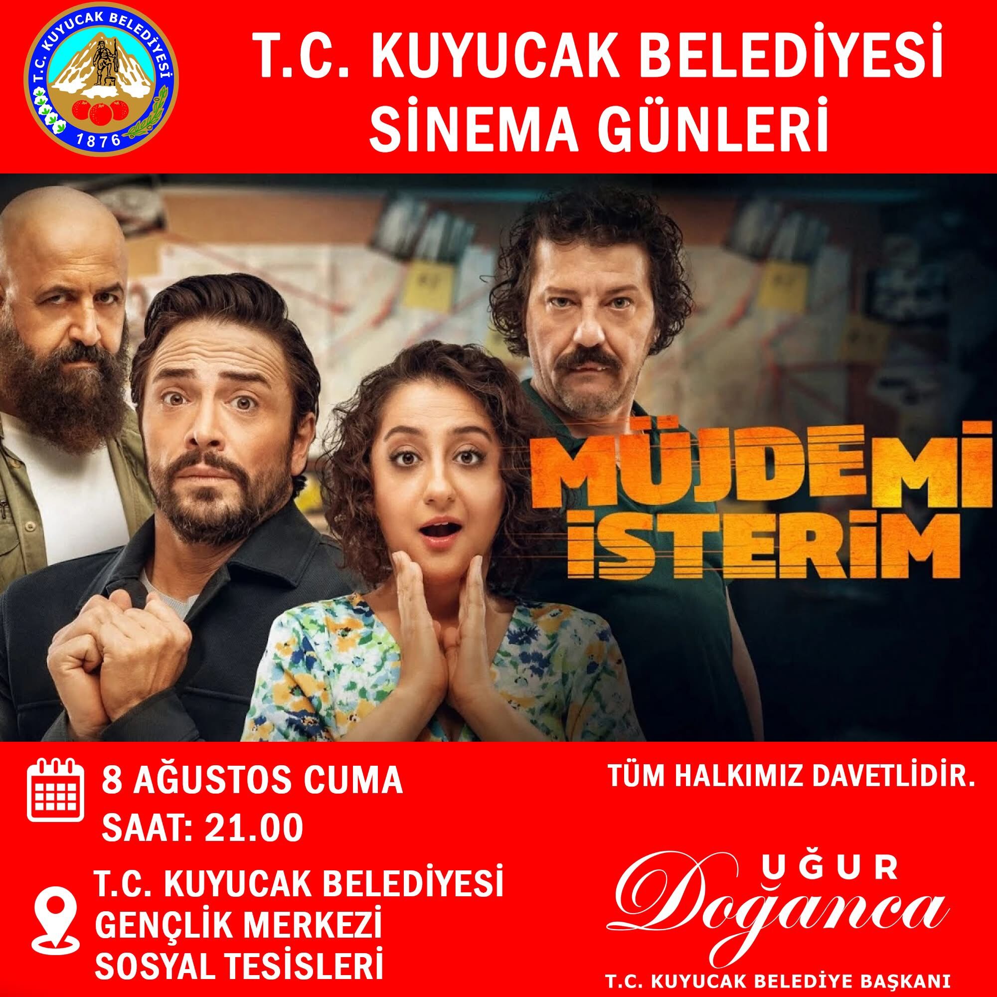 Kuyucak’ta açık hava sinema keyfi