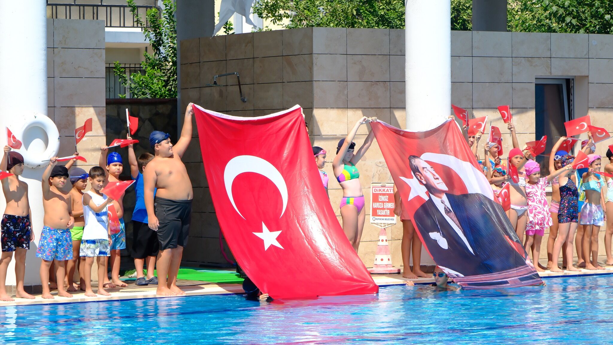 Kuyucakta Yuzme Kursu Final Gosterisi Yapildi 594721 3280937D595482A755D0Ca3F1Df01F84