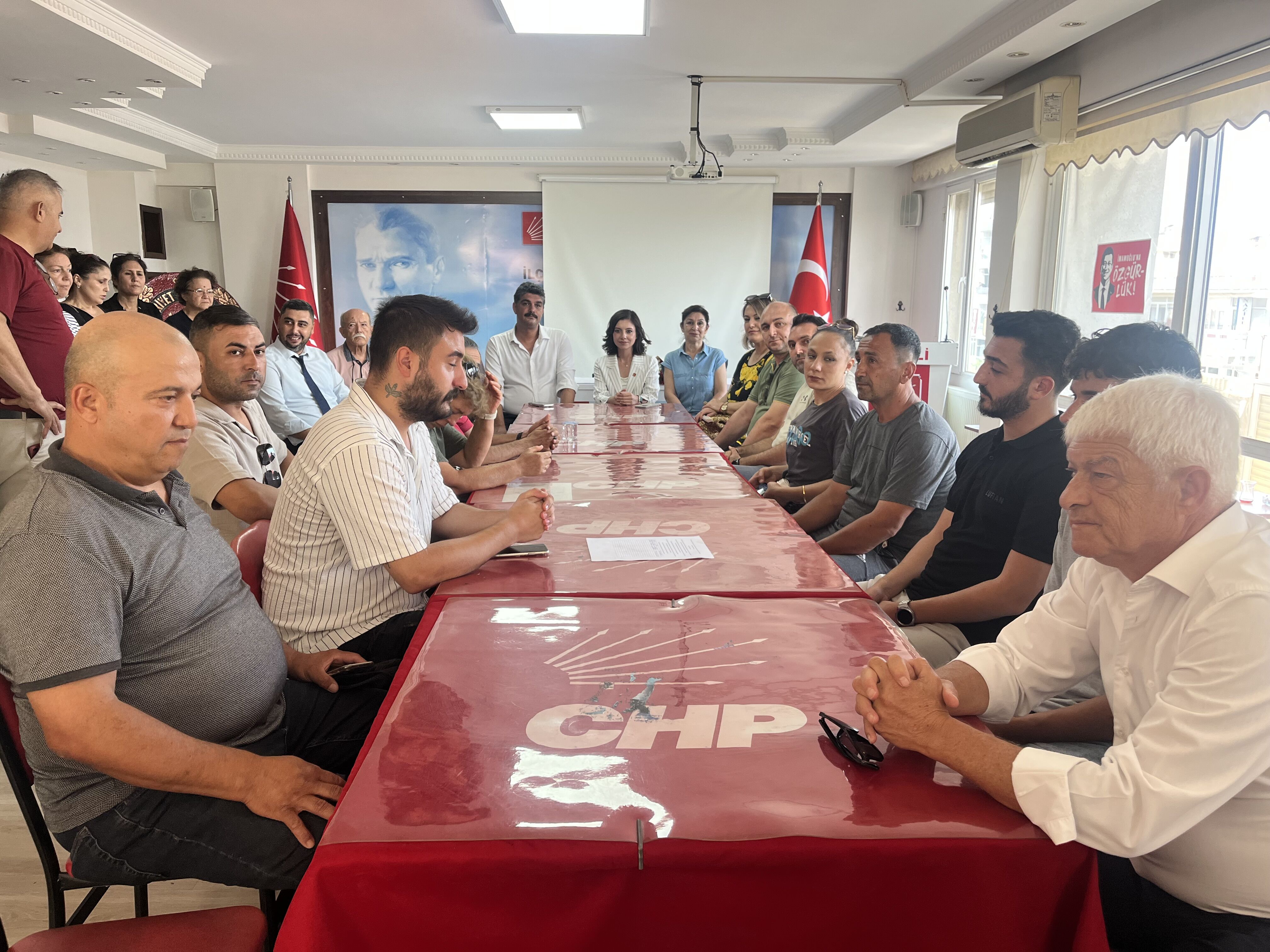 Memleket Partililer Chpye Uyelik Basvurusu Yapti 589181 Ede2Ce1Fa85668Cf2226Ddb763B72418