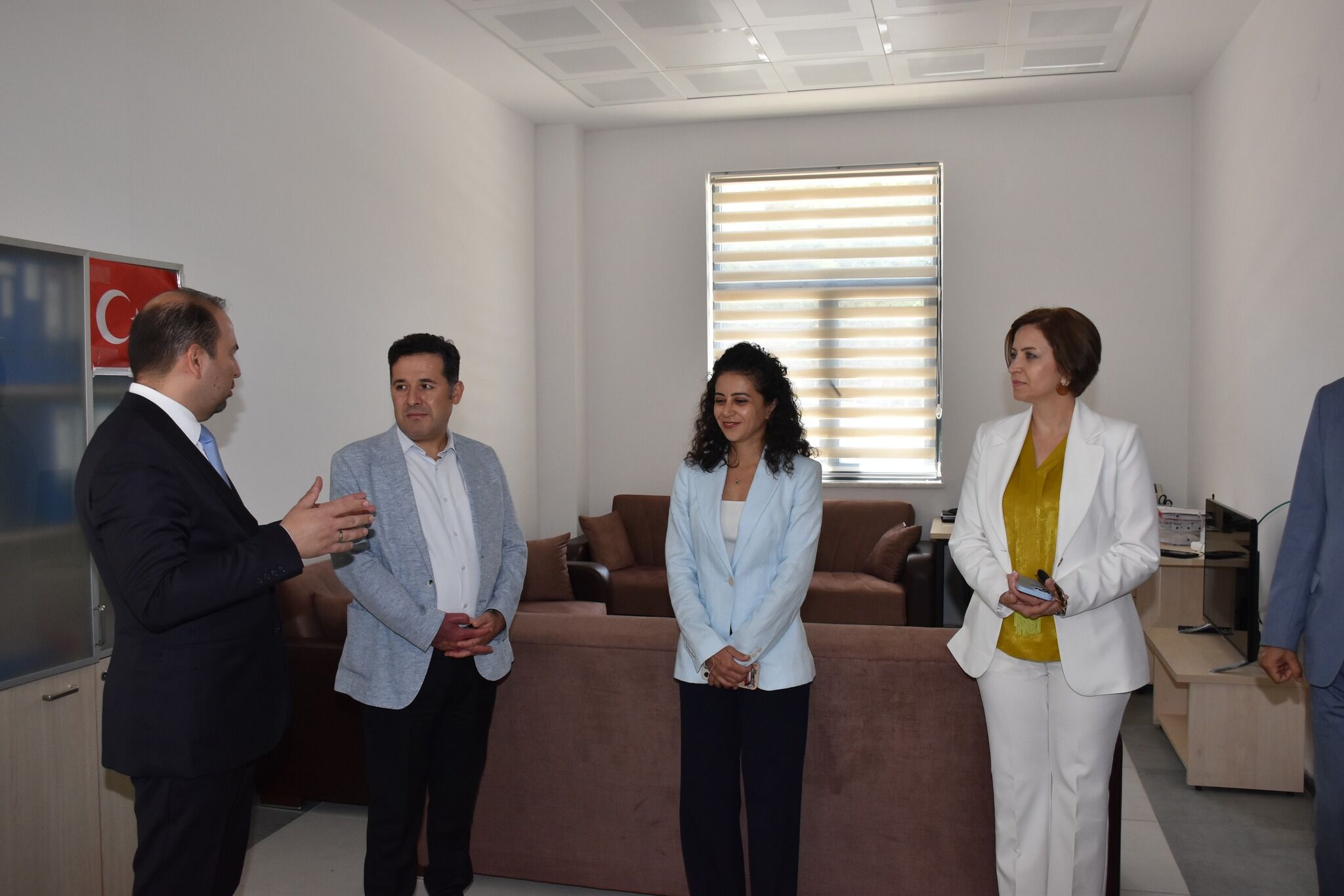 Mudur Senkuldan Kusadasinda Personel Ziyareti 589214 7616539Ba8D52Ccdabecbd9E8E28921D