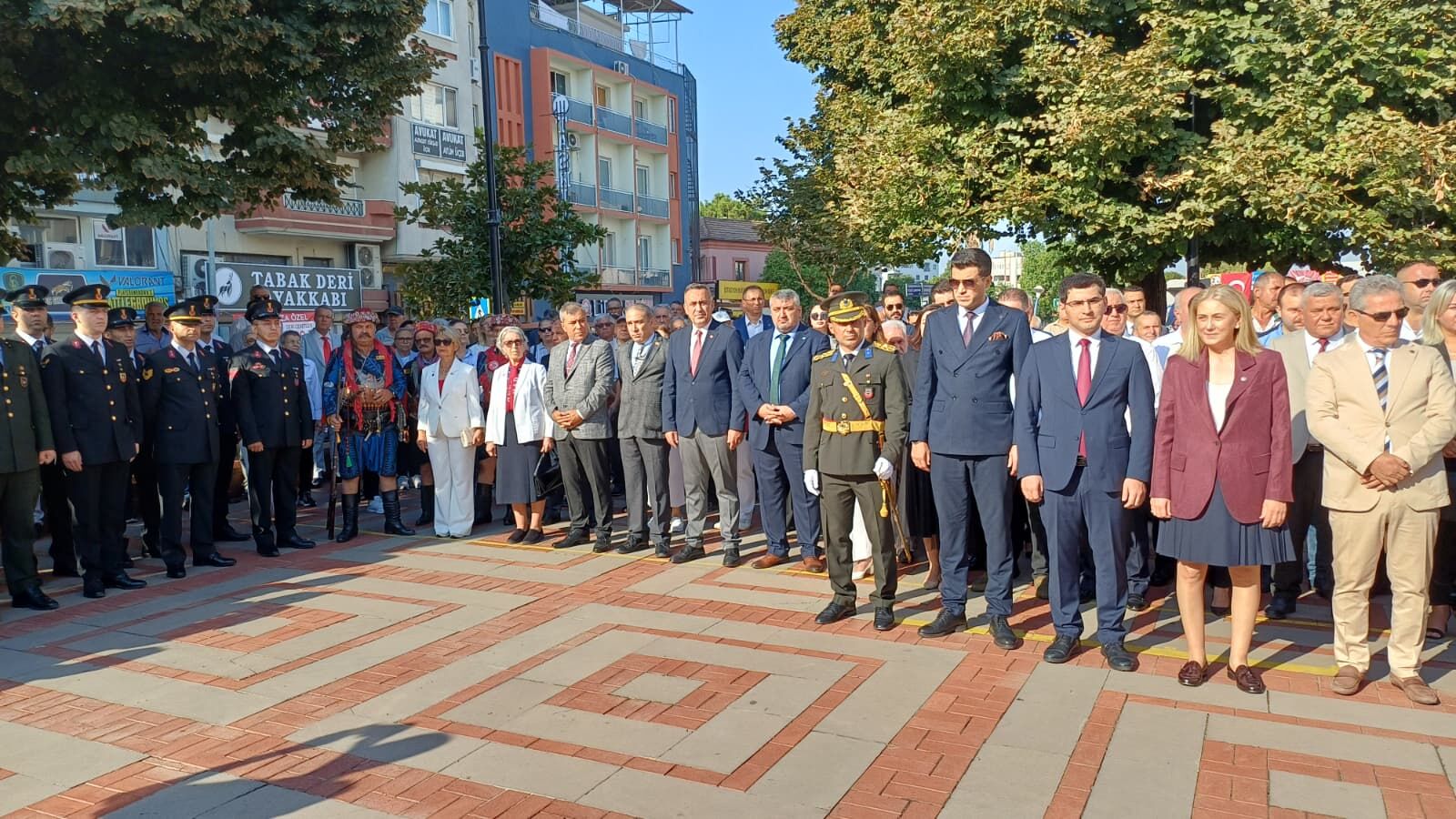 Nazillide 30 Agustos Torenleri Ve Zeybek Gosterisiyle Renklendi 595254 E90Bf06628A0Aa9D9B454D47824D9040