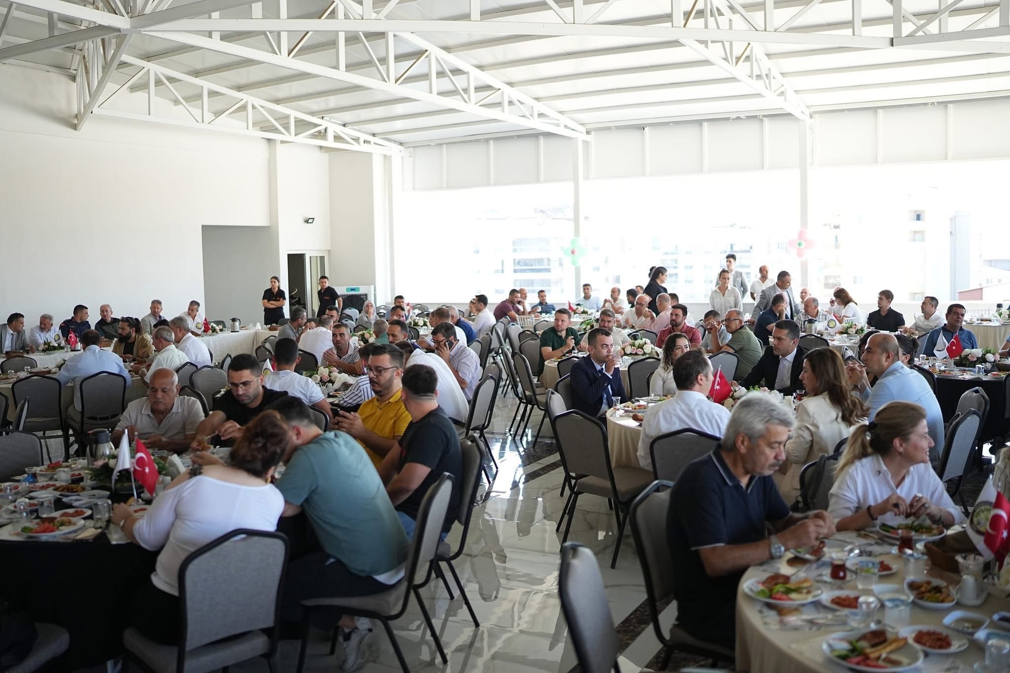 Nazilli’de kuru incir alım töreni yapıldı: İlk incir 1000 liradan satıldı