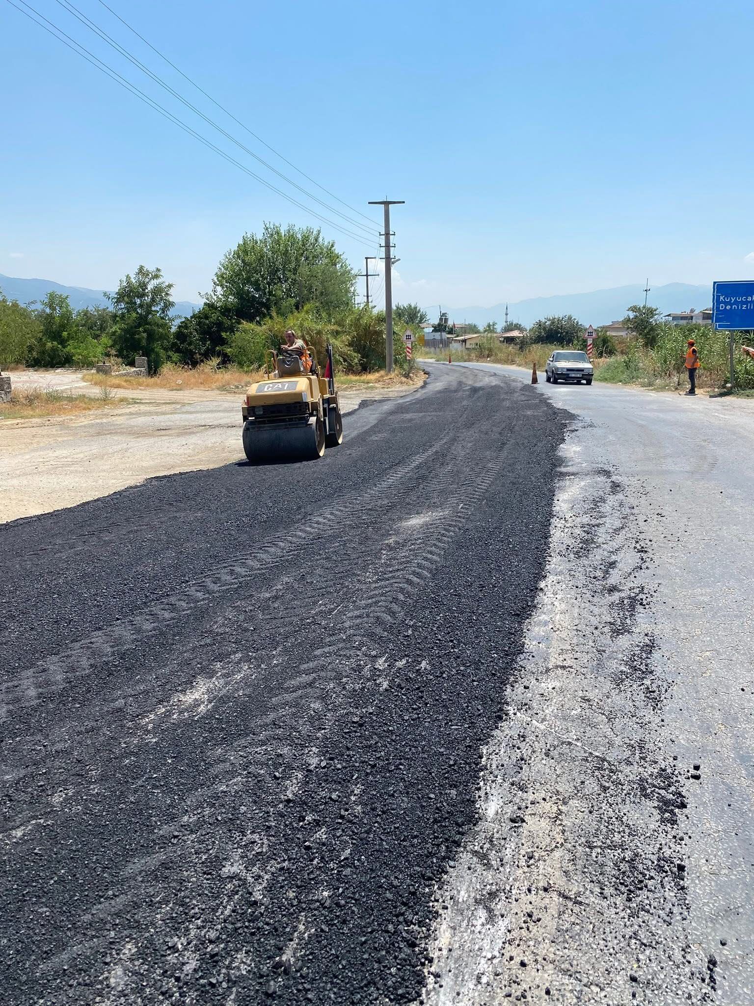 Nazillide Muhtardan Suruculere Uyari Asfalt Calismasi Yapiliyor 589423 Db3Fb099298B7Be57739A629F51F67Aa