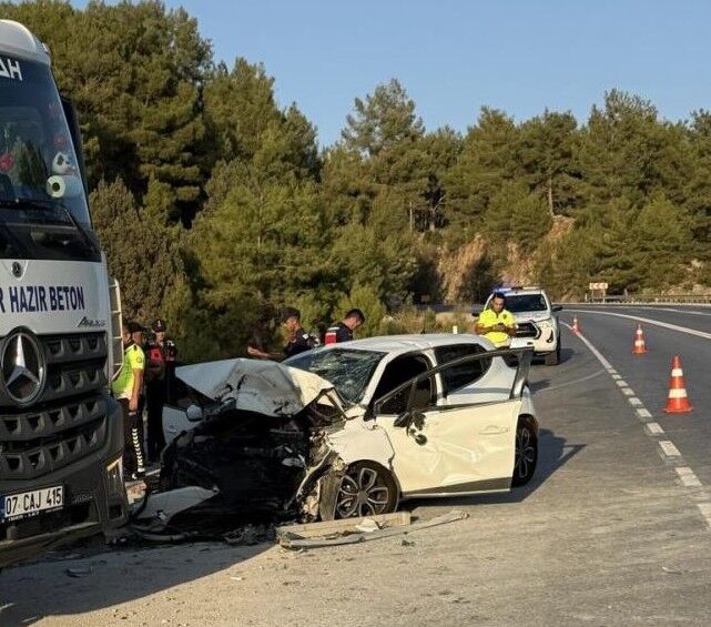Ortalık kan gölüne döndü! 5 kişi öldü çok sayıda yaralı var