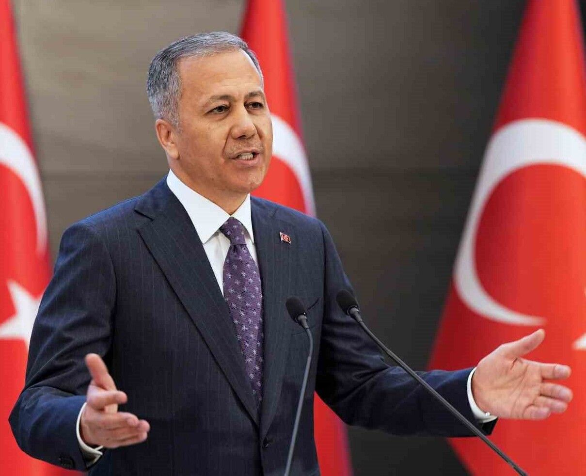 Depremde korkulan oldu! Bakan Yerlikaya'dan can kaybı açıklaması