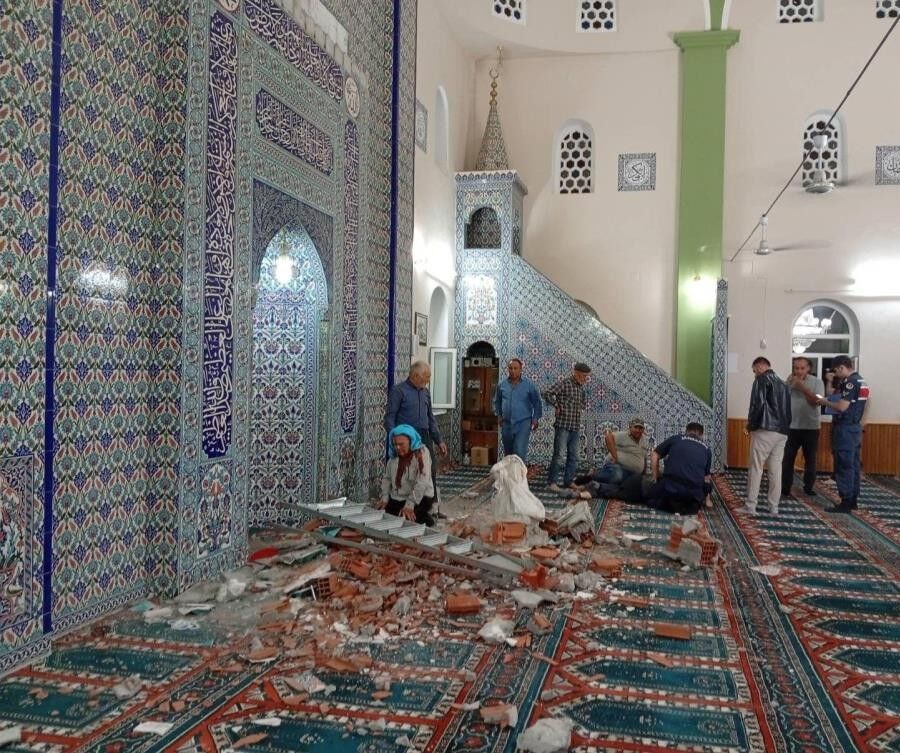 18 saatte 420 deprem oldu! Yetkililer o illerdeki vatandaşları uyardı