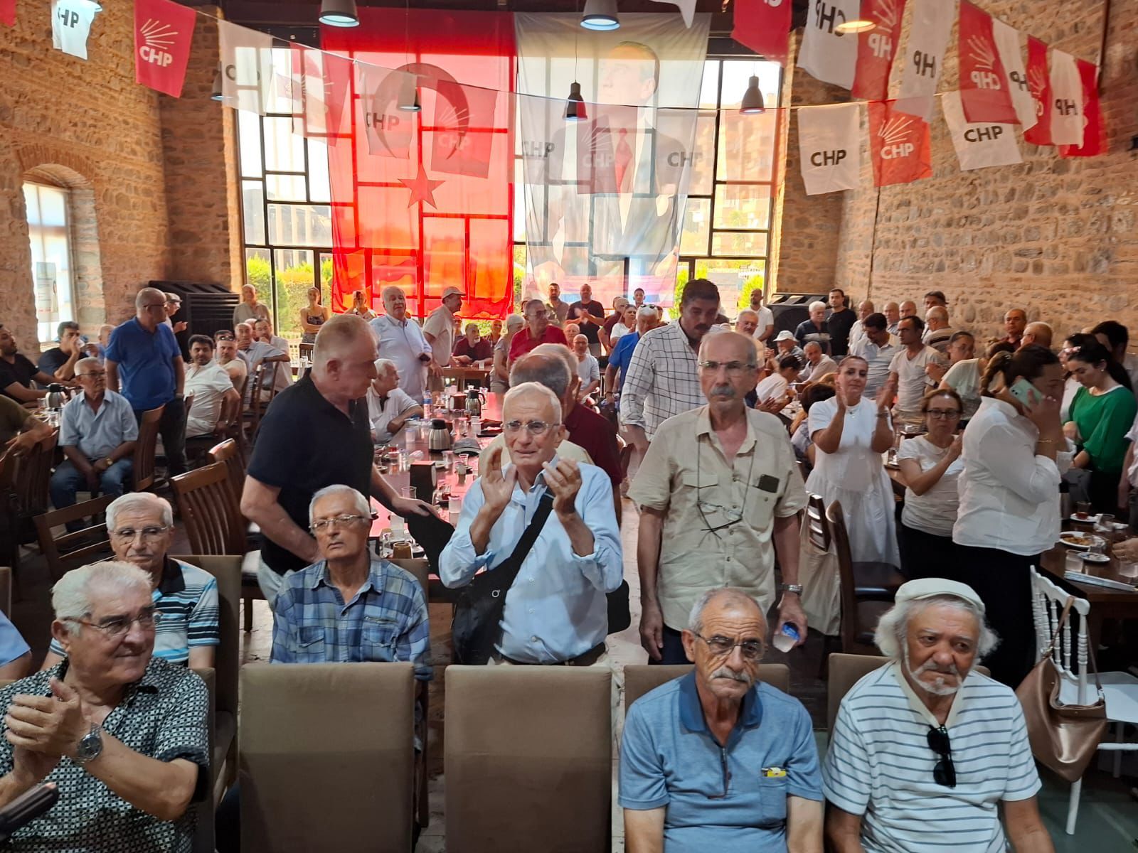 Aslıhan Ökmen adaylığını açıkladı