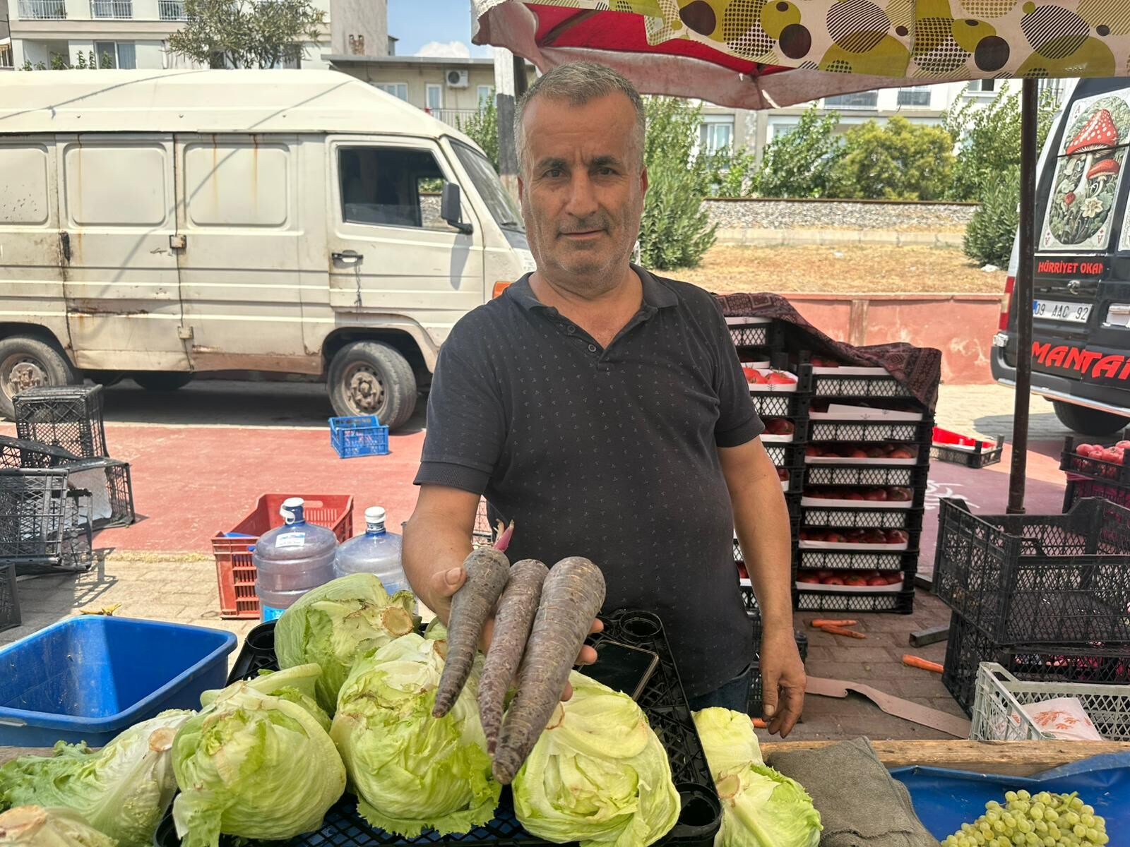 Yaz Ortasinda Siyah Havuc Yok Artik Dedirtti 589930 A1176Ab96Fb27578Ca5Bebee82184F3A