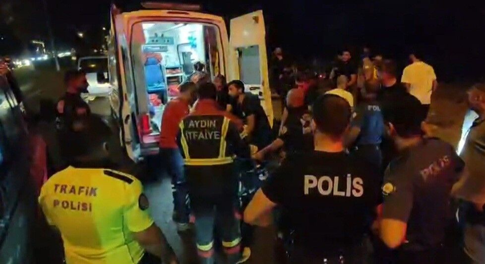 Kuşadası’nda gece yarısı feci kaza! Otomobil refüjü aşıp karşı şeride geçti