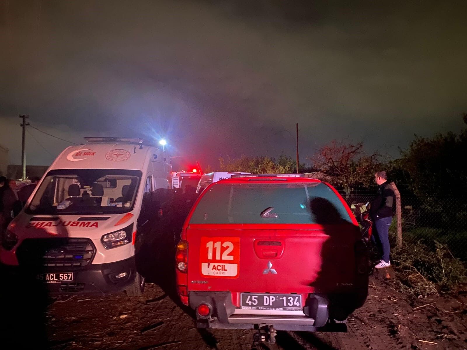 Kardeşiyle hurda toplamaya çıktı! 25 metrelik kuyuda can verdi