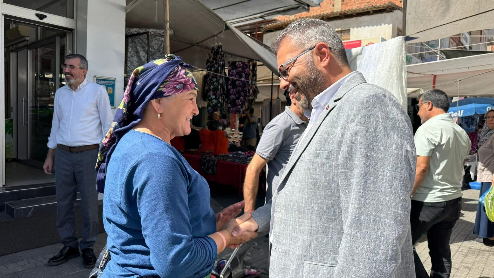 Ak Partili Ozmen Esnafla Bir Araya Geldi 600274 Cb191487Bc148Be8284364Ce804B5387