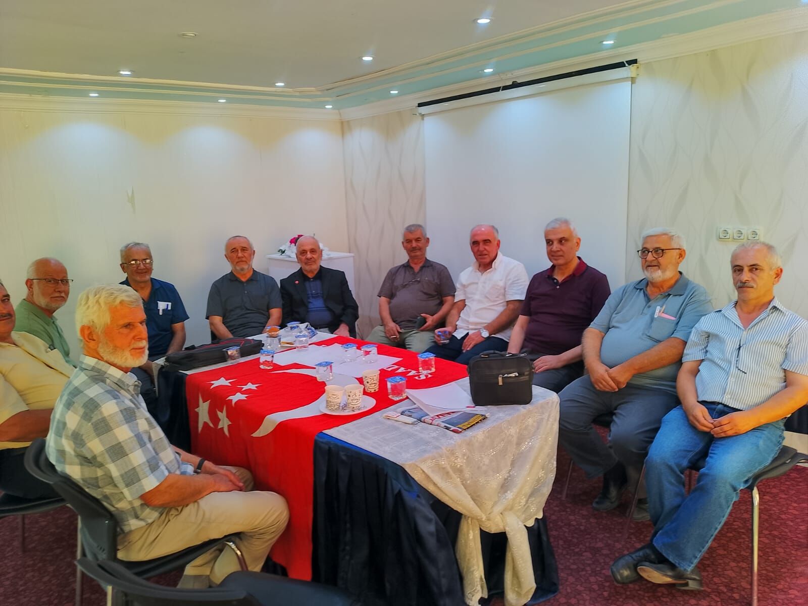 Aydinda Guven Tazeledi Mehmet Akif Ersoz Yeniden Baskan Secildi 601206 A125346913Baf2A82582De625Ceb1076