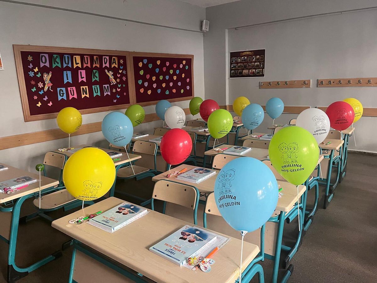 Aydın’da kitaplar sınıflara yerleştirildi