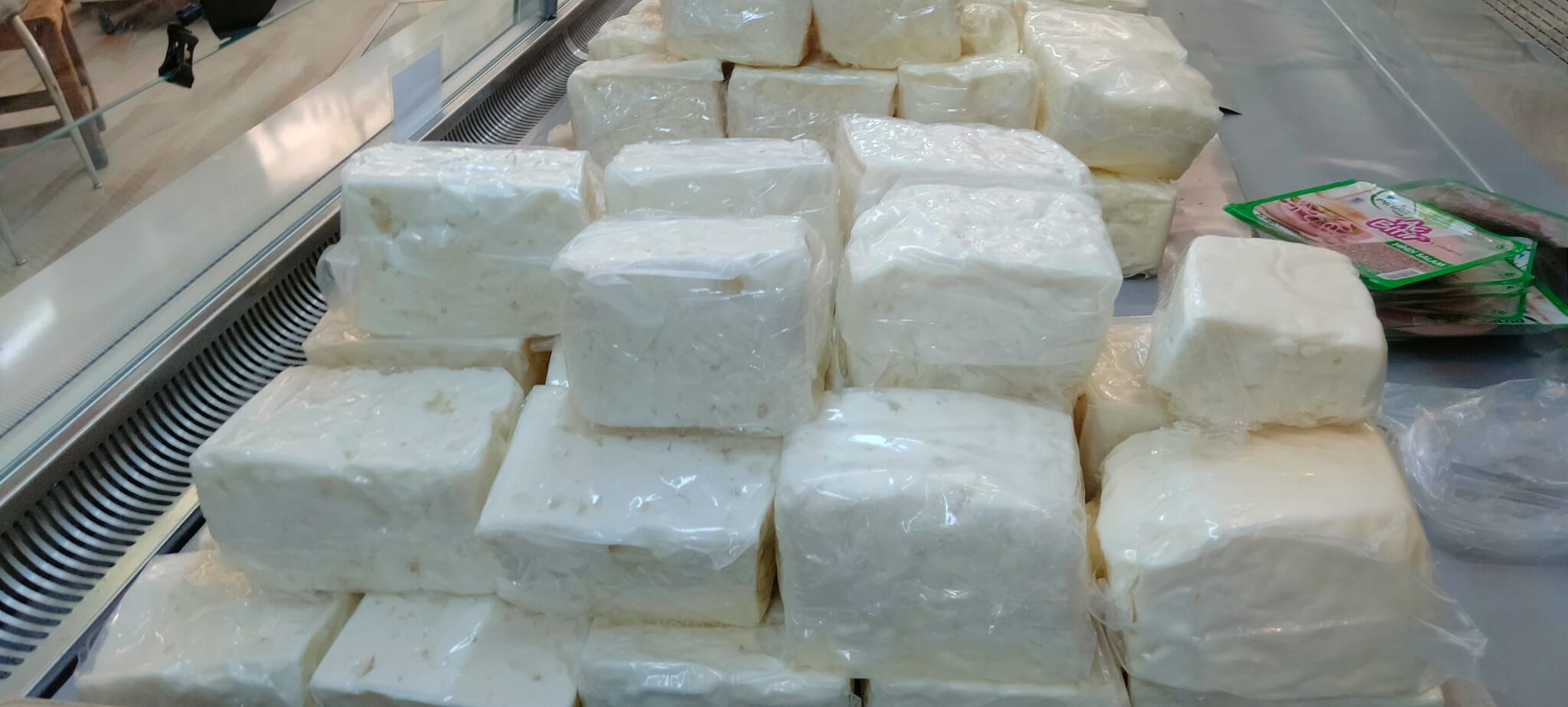 Aydindaki Vatandaslara Peynirde Usulsuzluk Uyarisi Peynirdeki Hileler Yok Artik Dedirtti Betul 599231 D31A241348330A654F571E92Ffac70E7