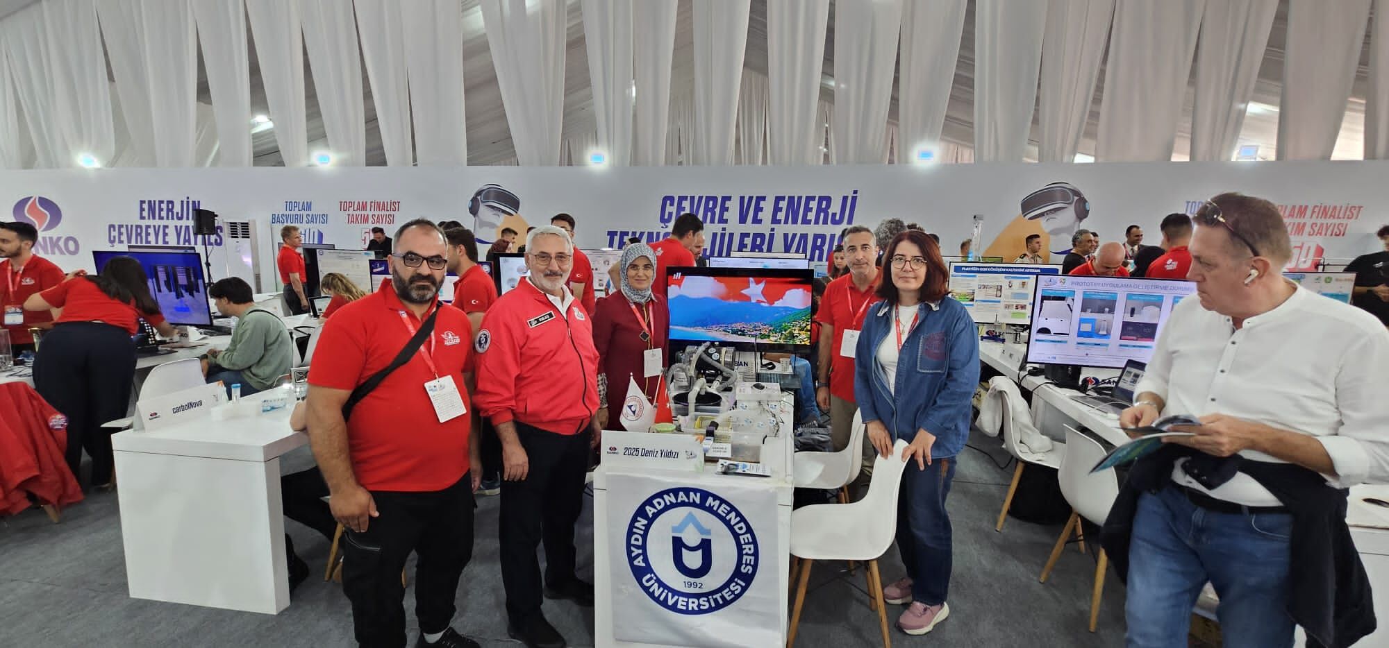 Bakan Alparslan Bayraktar Teknofest 2025Te Adunun Deniz Yildizi Takimini Ziyaret Etti 601694 381F3567E04219Eb5F9178B436D444B1