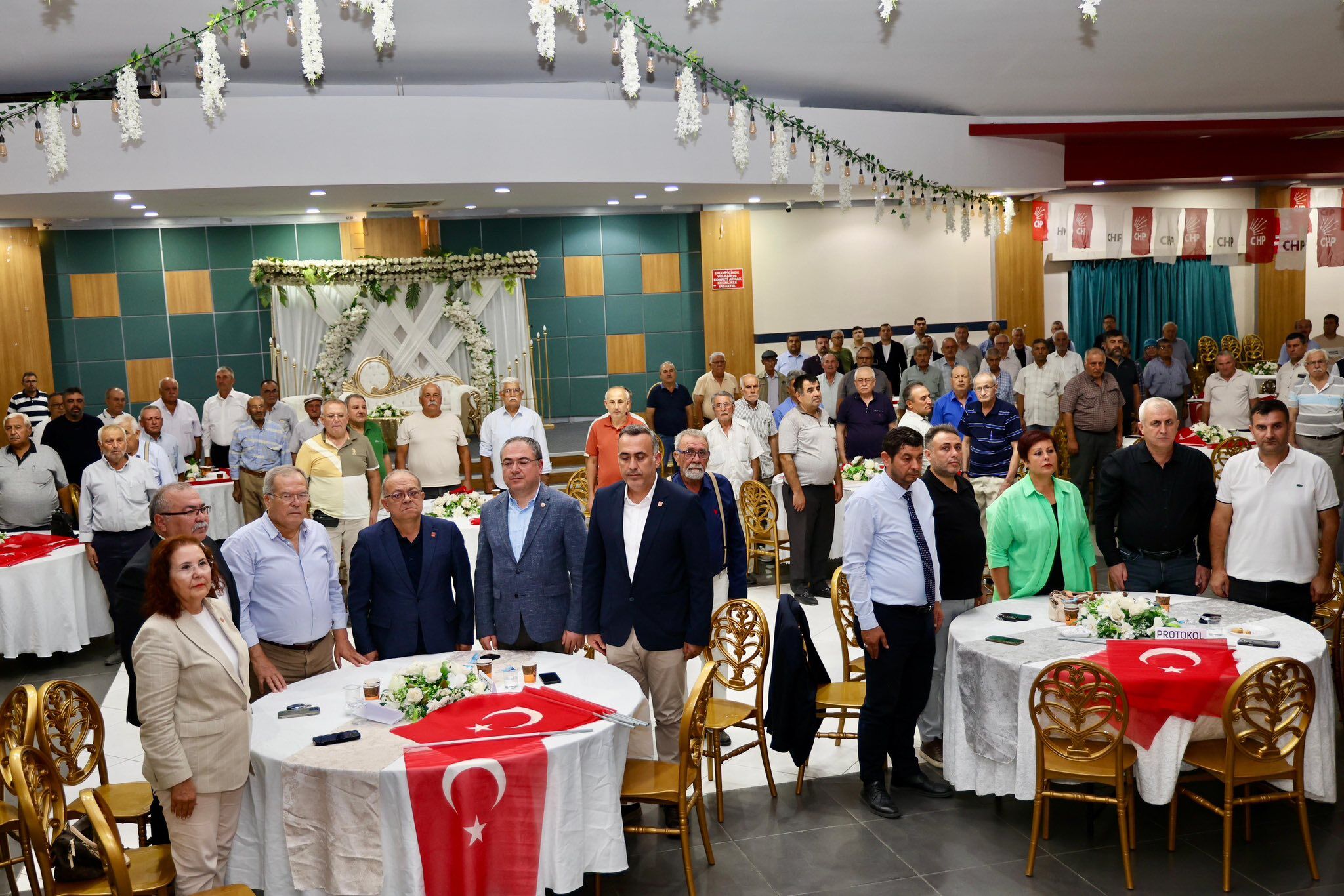 Başkan Şahin güven tazeledi