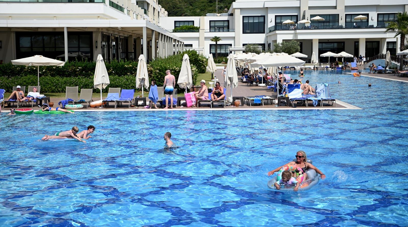 Kusadasi 2026Ya Umutla Bakiyor Gunel Turizmcilerimizin Yanindayiz 600513 3Da7Dde1F05C816529Ebf2Adac3764Ef