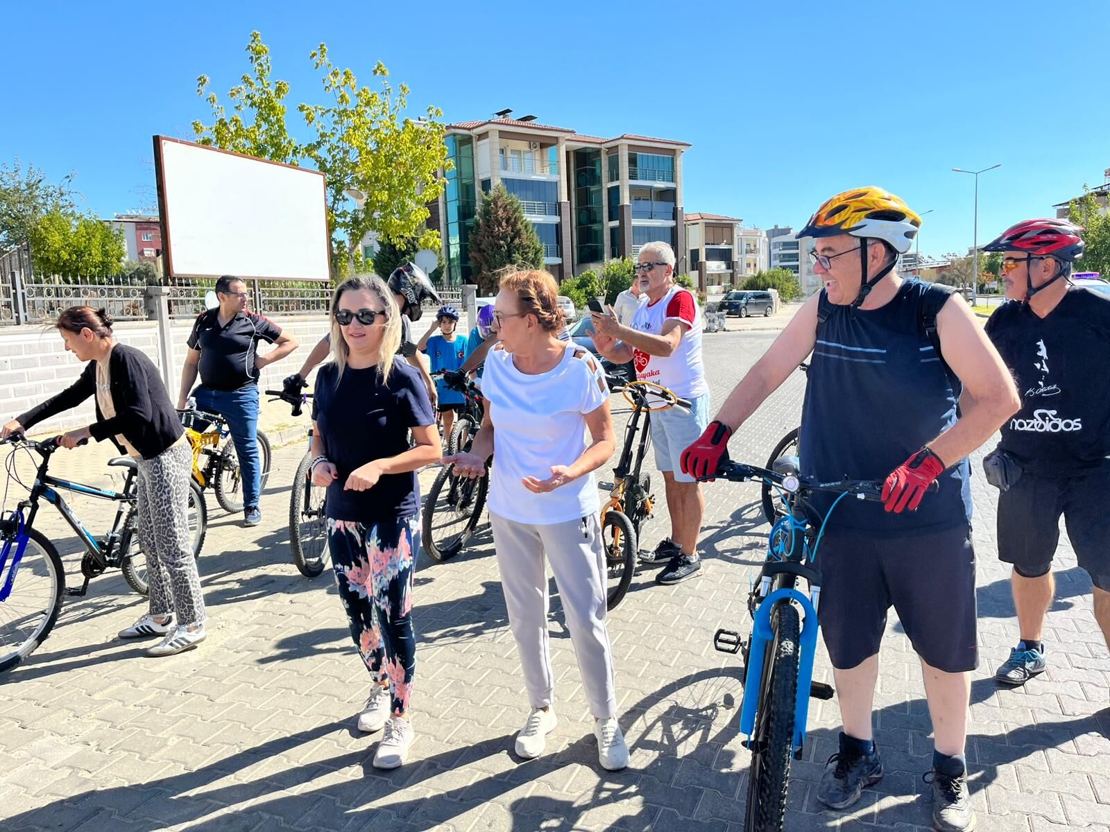 Nazillide Bisikletliler Yollara Dokuldu Avrupa Hareketlilik Haftasi Kapsaminda Bisiklet Turu Atildi 600739 36Cb5Ea946Aa9Df5721D333C7Bed03Ef
