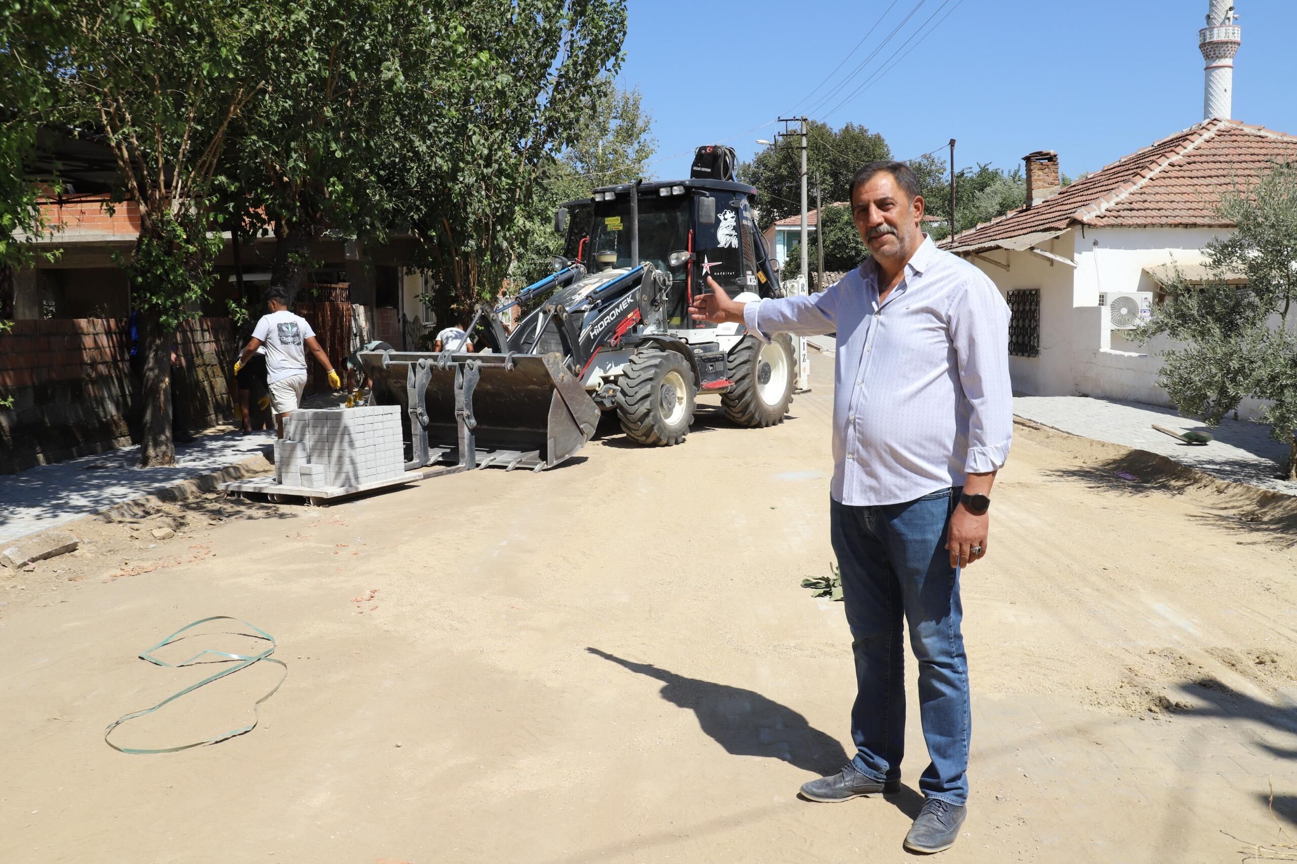 Nazilli'de kaldırımlar yenileniyor