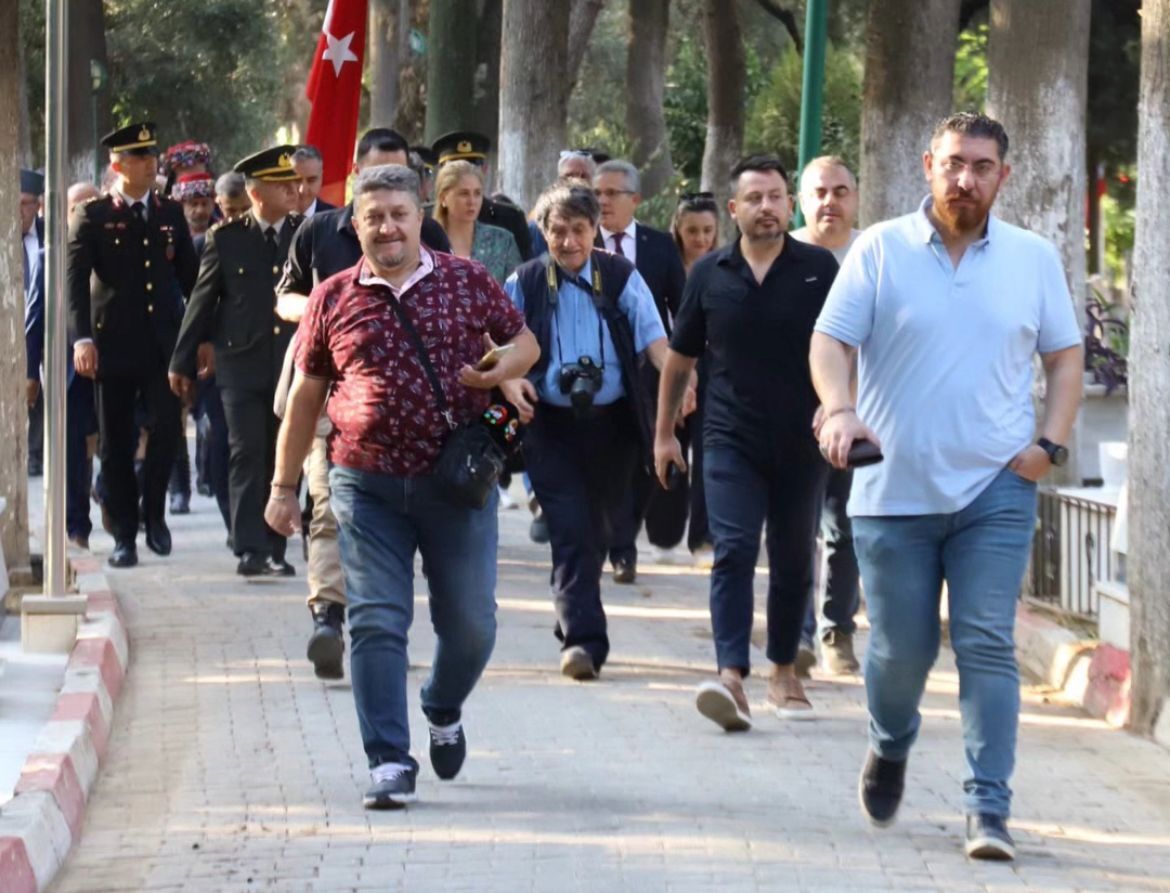 Nazillili Gazeteci Haber Takibinde Kaza Gecirdi Yogun Bakimda 597322 D172182C253C57A7D2B019Cc75F109E3