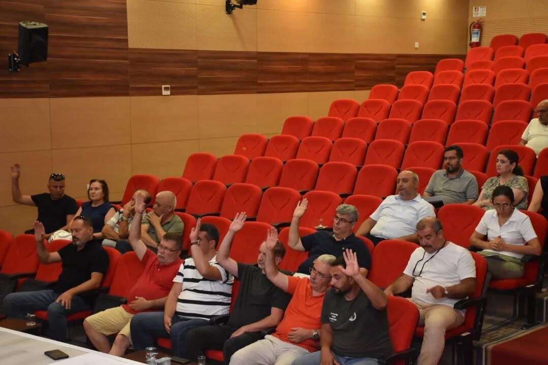 CHP’li Özel’in Aydın’a bedava traktör vaadi yerine getiriliyor 
