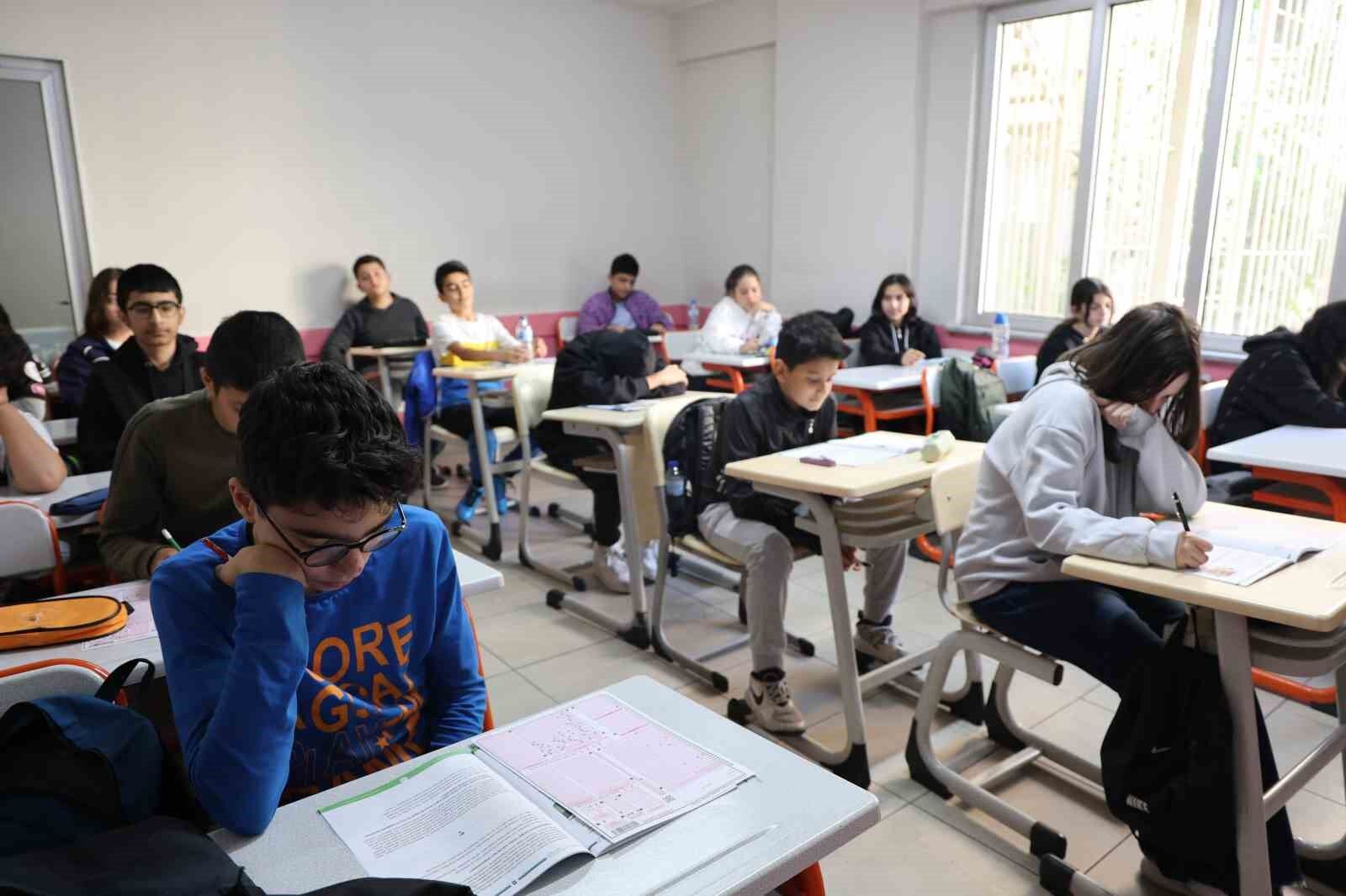 12 yıllık zorunlu eğitim kısalıyor mu? Bakan Tekin iddiayı yanıtladı
