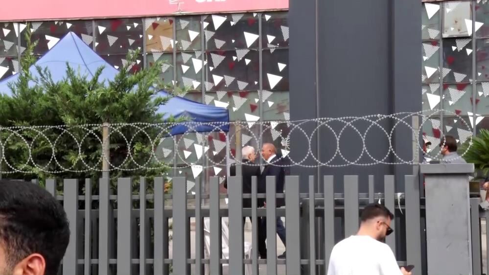 CHP'de yeni gerginlik! "Yarından itibaren" denilerek duyuruldu