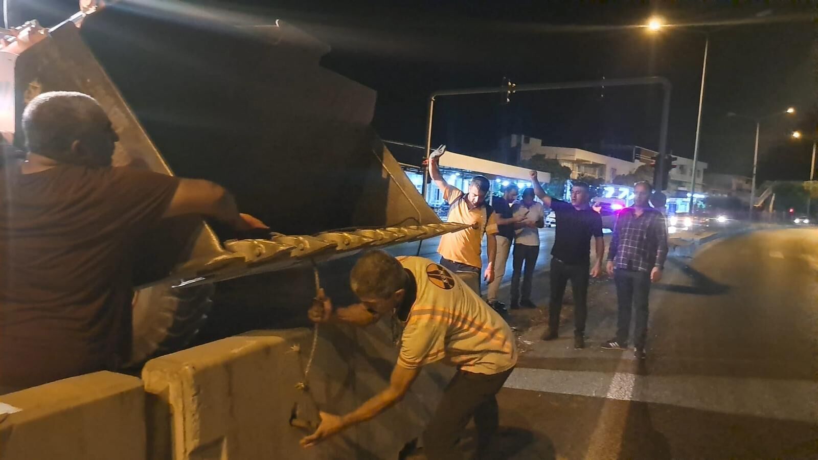 Aydın’daki yol krizi sonunda çözüldü: Tekrardan ulaşıma açıldı
