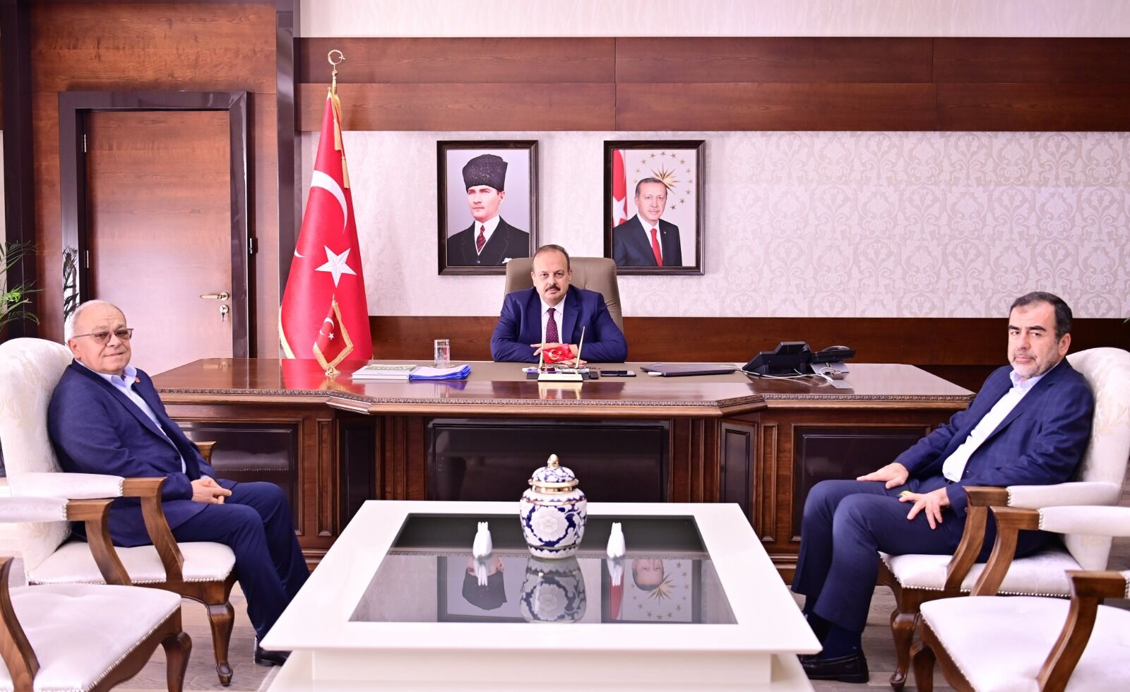 AK Partili Erdem ziyareti değerlendirdi: “Önceki toplantı gibi olmayacak”