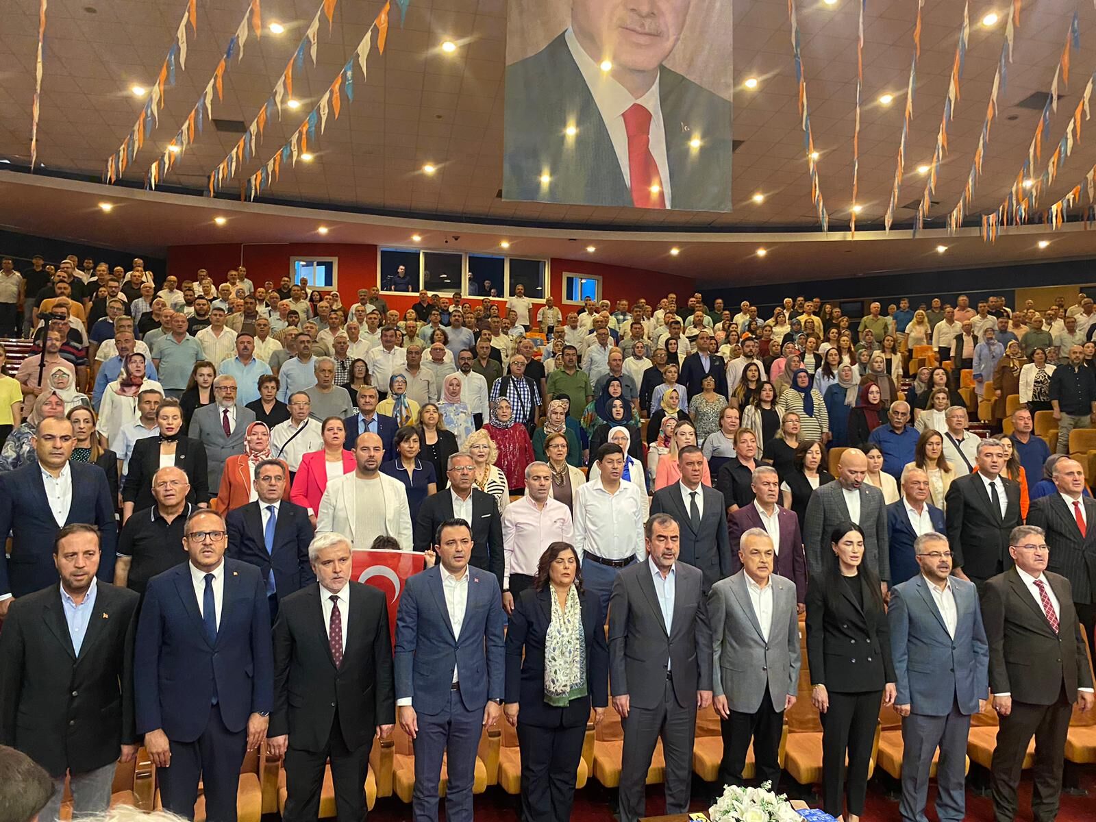 AK Parti Aydın’da il danışma meclisi toplandı! Başkan Erdem: “Aramıza nifak tohumları ekemeyeceksiniz”