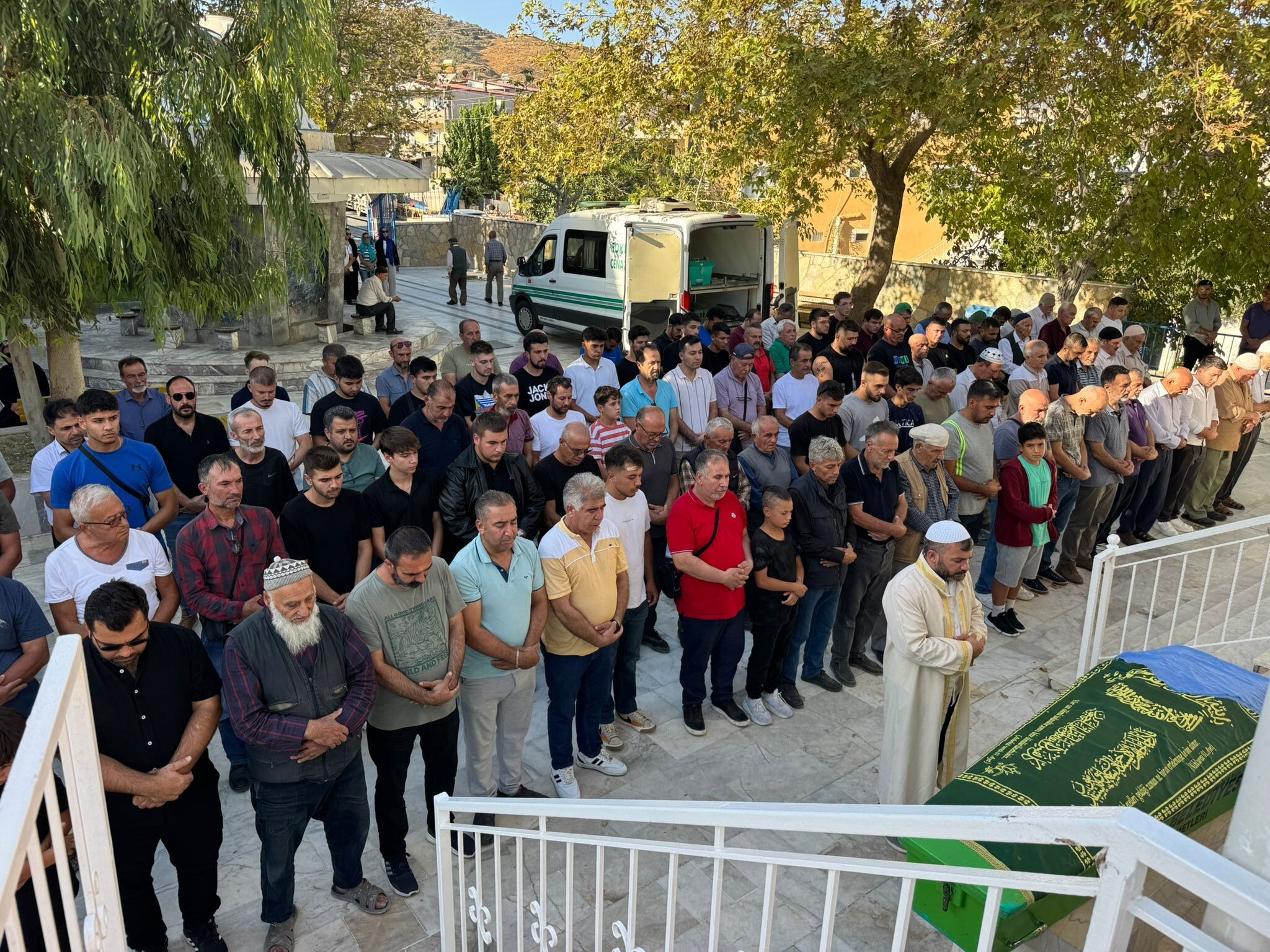 Whatsapp Image 2025 09 20 At 18.26.05 (1)