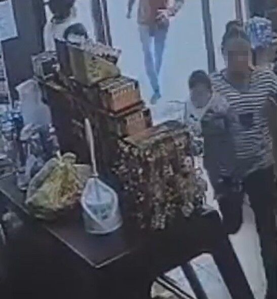 Akaryakıt istasyonunda büyük vahşet! Kucağında bebeği olan kadın defalarca bıçaklandı