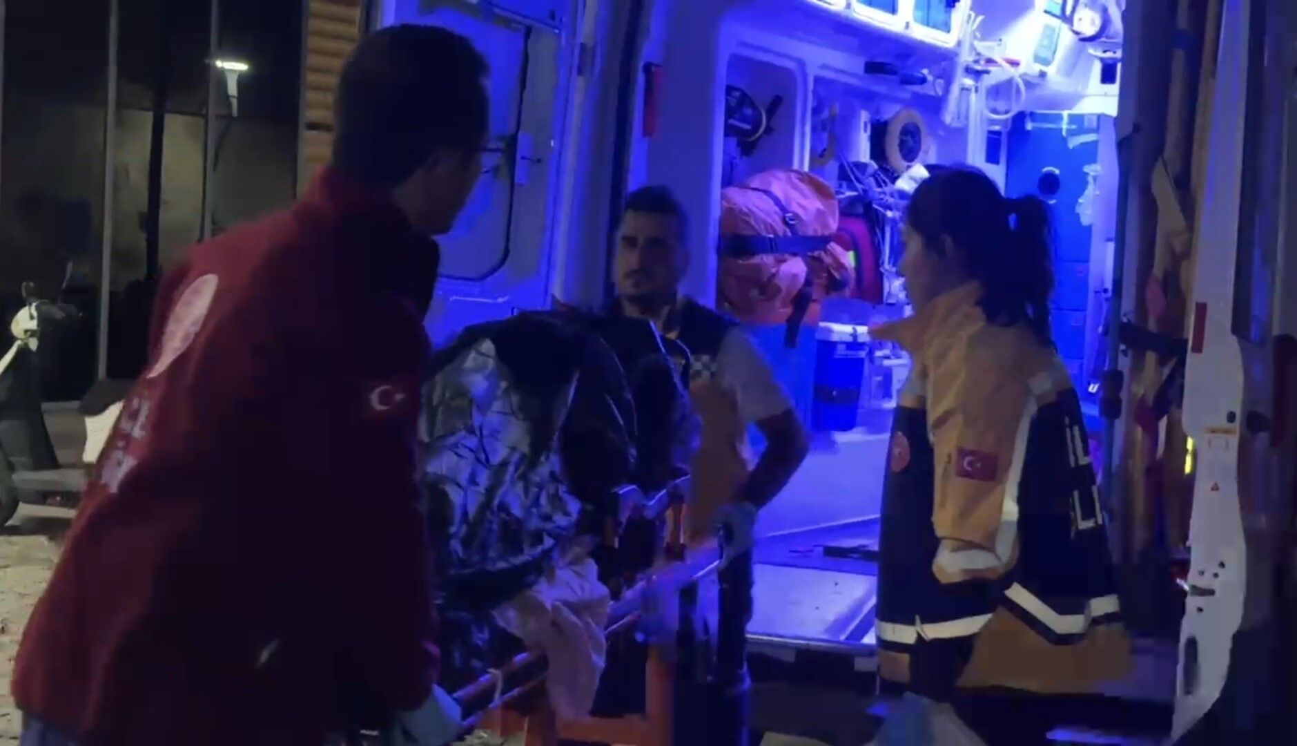 Turistik ilçede korkunç olay! Bebek terasta ölüme terk edildi