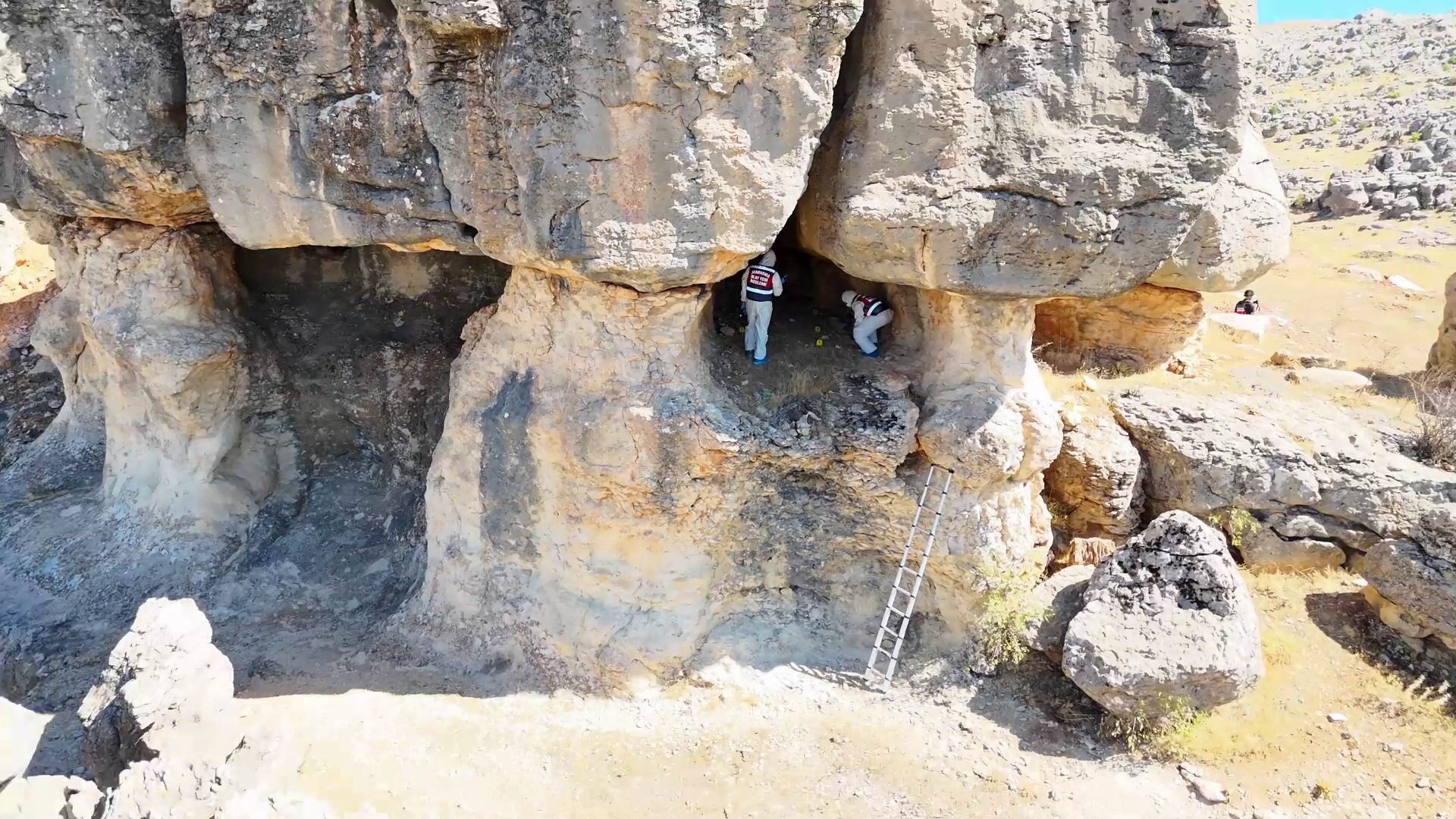 Mağarada bulunan ceset bakın kime ait çıktı! Bakan Yerlikaya tüm Türkiye'ye duyurdu