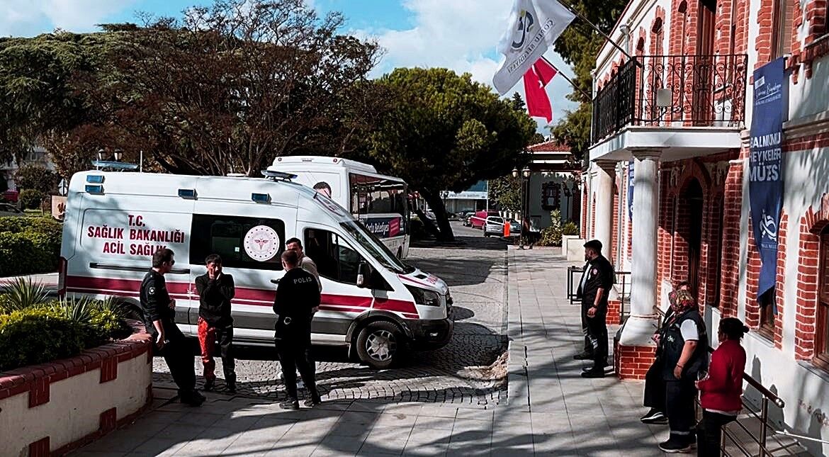 Vicdansız anne 2 aylık bebeğini bırakıp kaçtı!