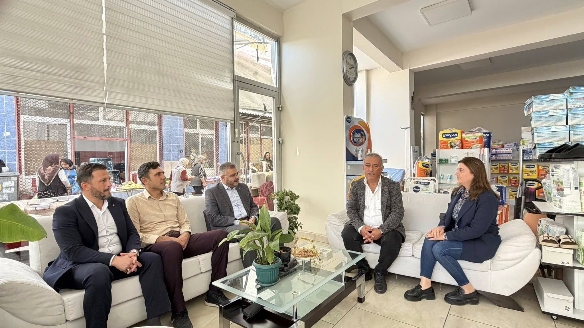 Ak Partili Ozmenden Incirliovaya Ziyaret Incirliova Icin Calismaya Devam Ediyoruz 607596 B6B742F793375678Fbf46991Ab81C56D