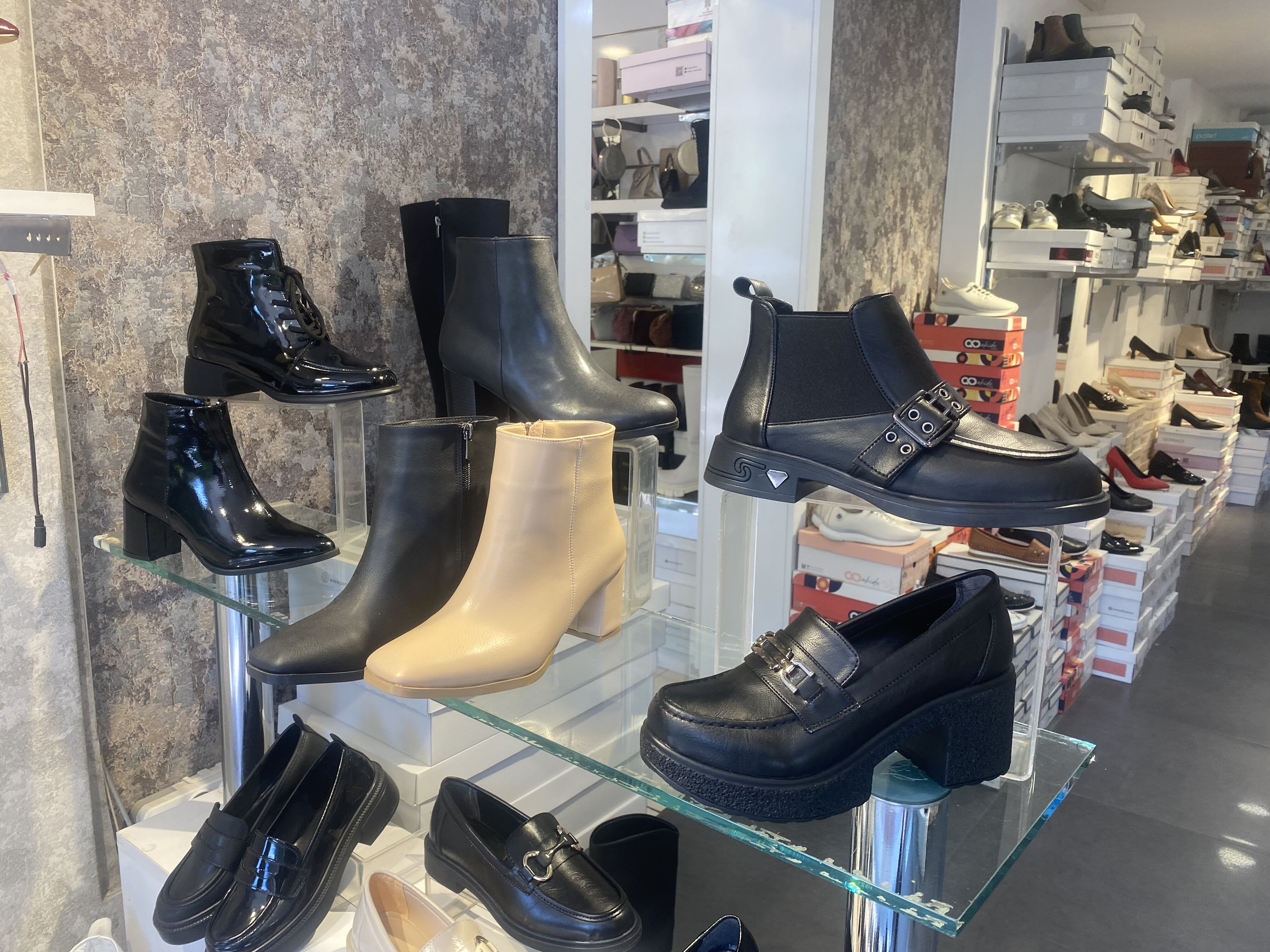 Aydinda Bu Kis Yilanlar Gezecek 606506 061E9Cd2Beafbf74E79C7C13F89A07A1