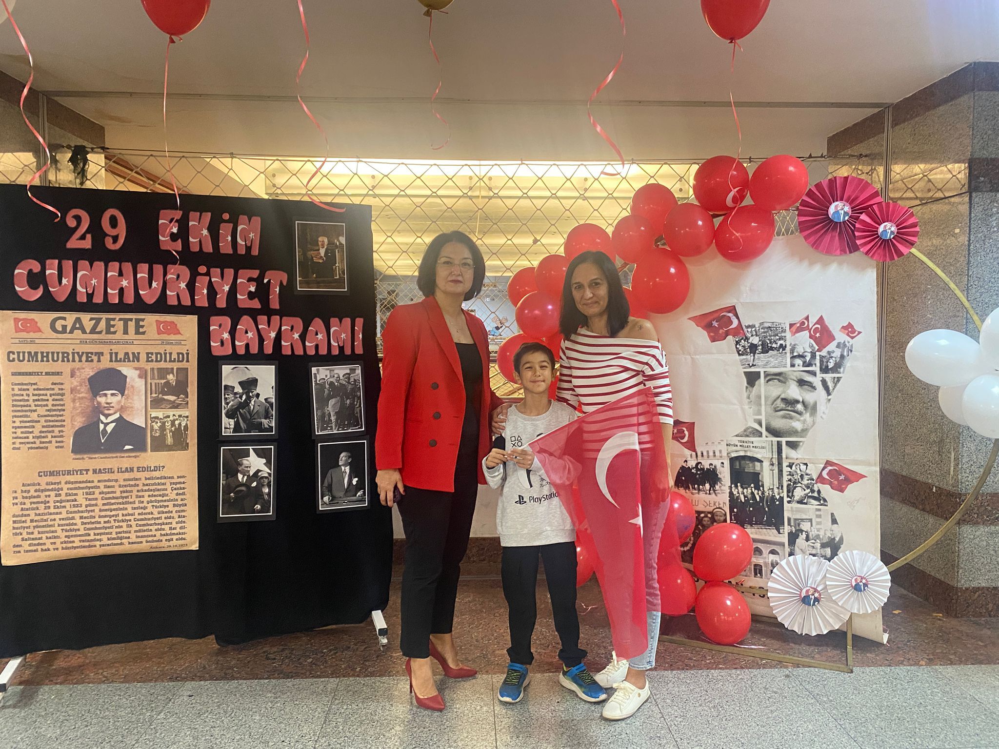 Aydın’da hastanede Cumhuriyet coşkusu