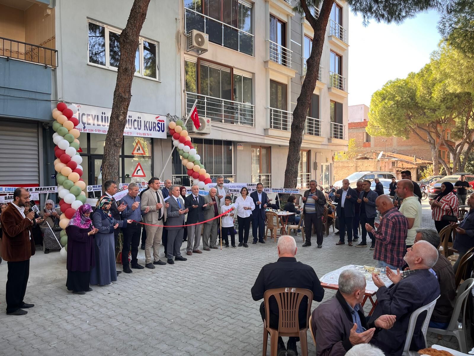 Aydinda Surucu Kursu Dualarla Hizmete Acildi Aydinda Dededen Toruna Egitim Gelenegi 607620 Ae61D8F15F96D33Dbdd6806229C6D83D