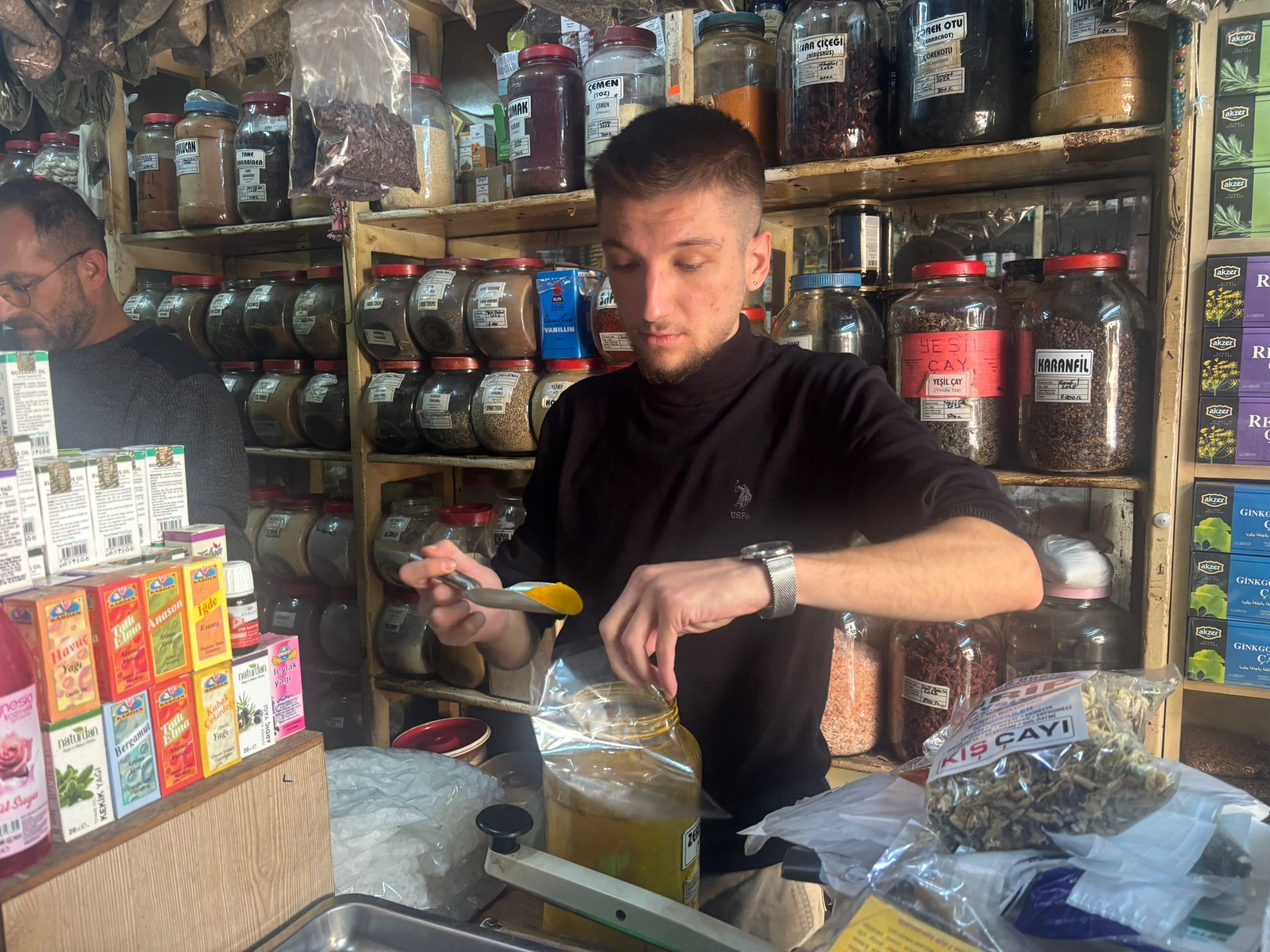 Aydın’da üç nesildir şifa dağıtıyorlar 