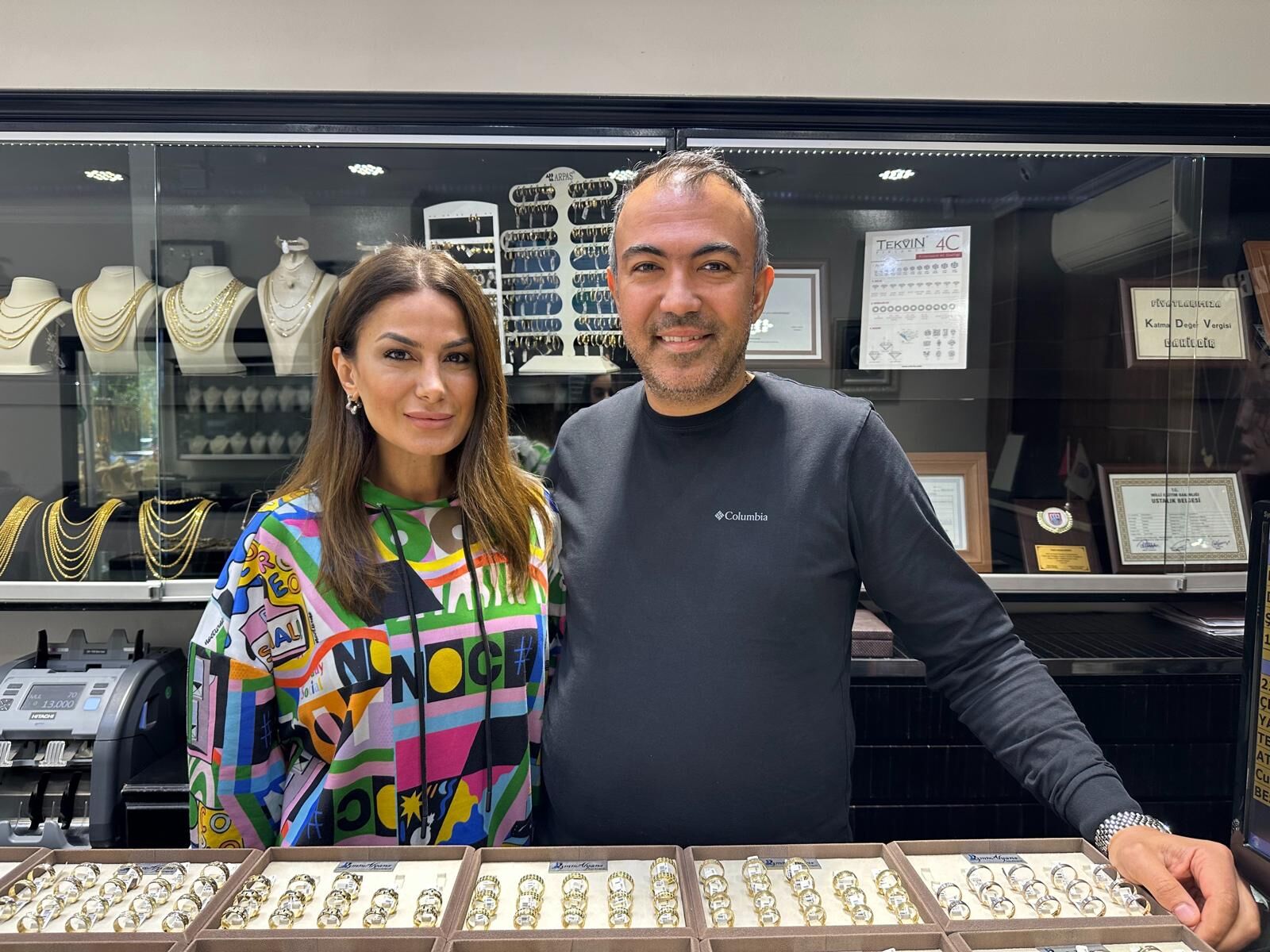 Aydın’daki çiftlerin moda takibi parmaklarına yansıdı