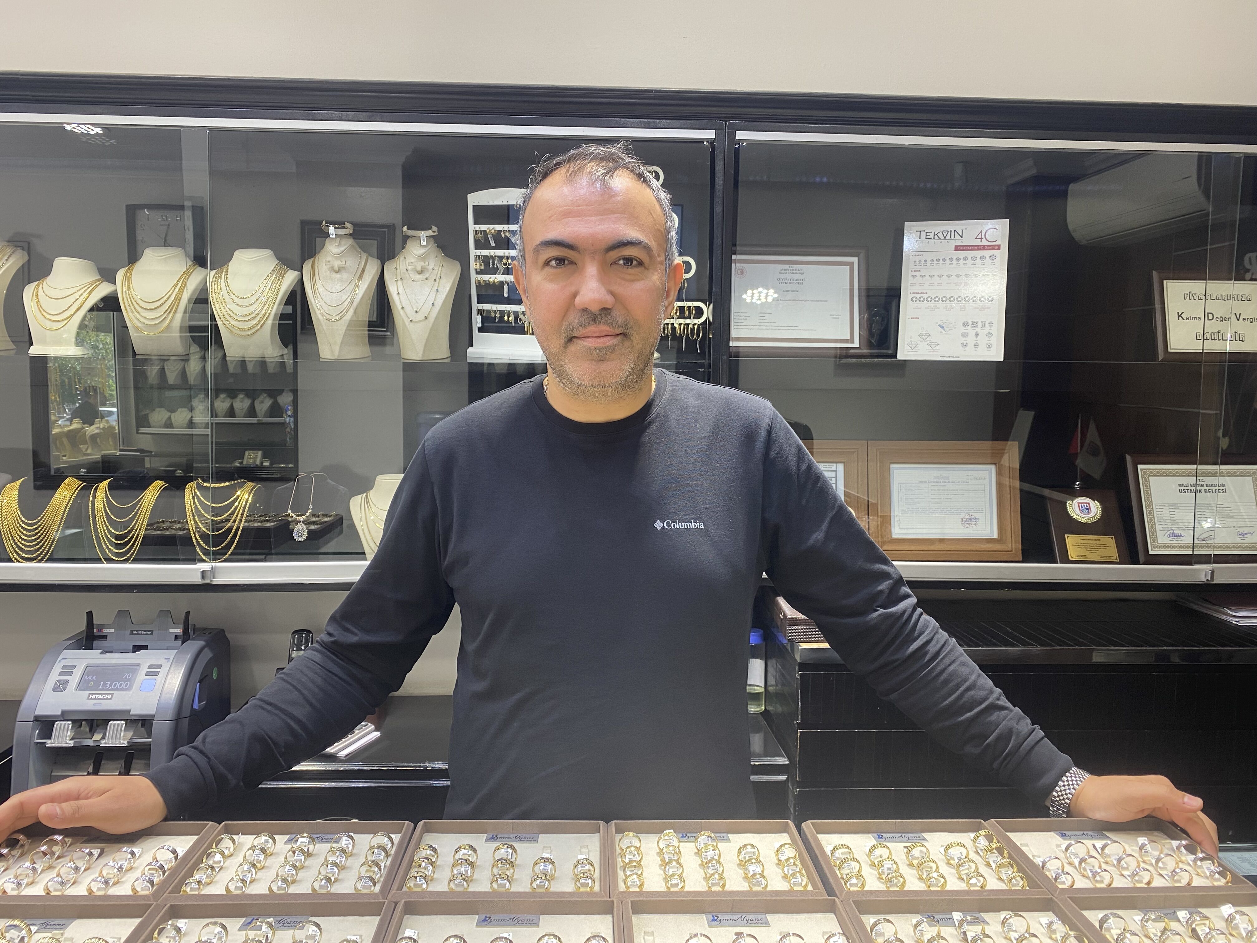 Aydın’daki çiftlerin moda takibi parmaklarına yansıdı