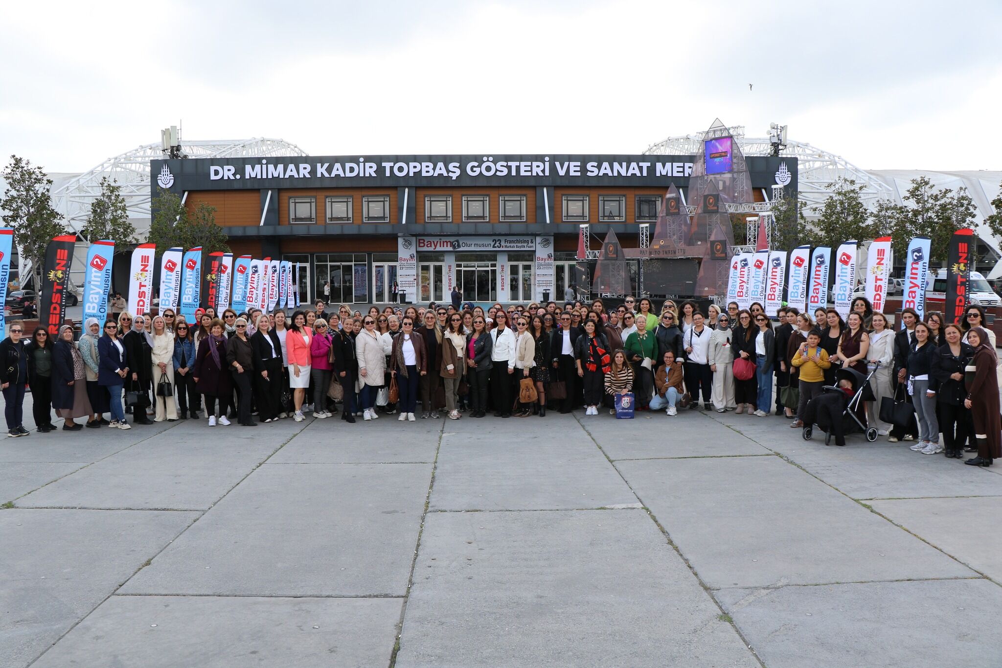 Aydinin Kadin Girisimcileri Istanbul Fuarinda Aytoda Destek Verdi Betul 608041 1F1F870D39A15E4Ec4Cd209E5B40B6A5