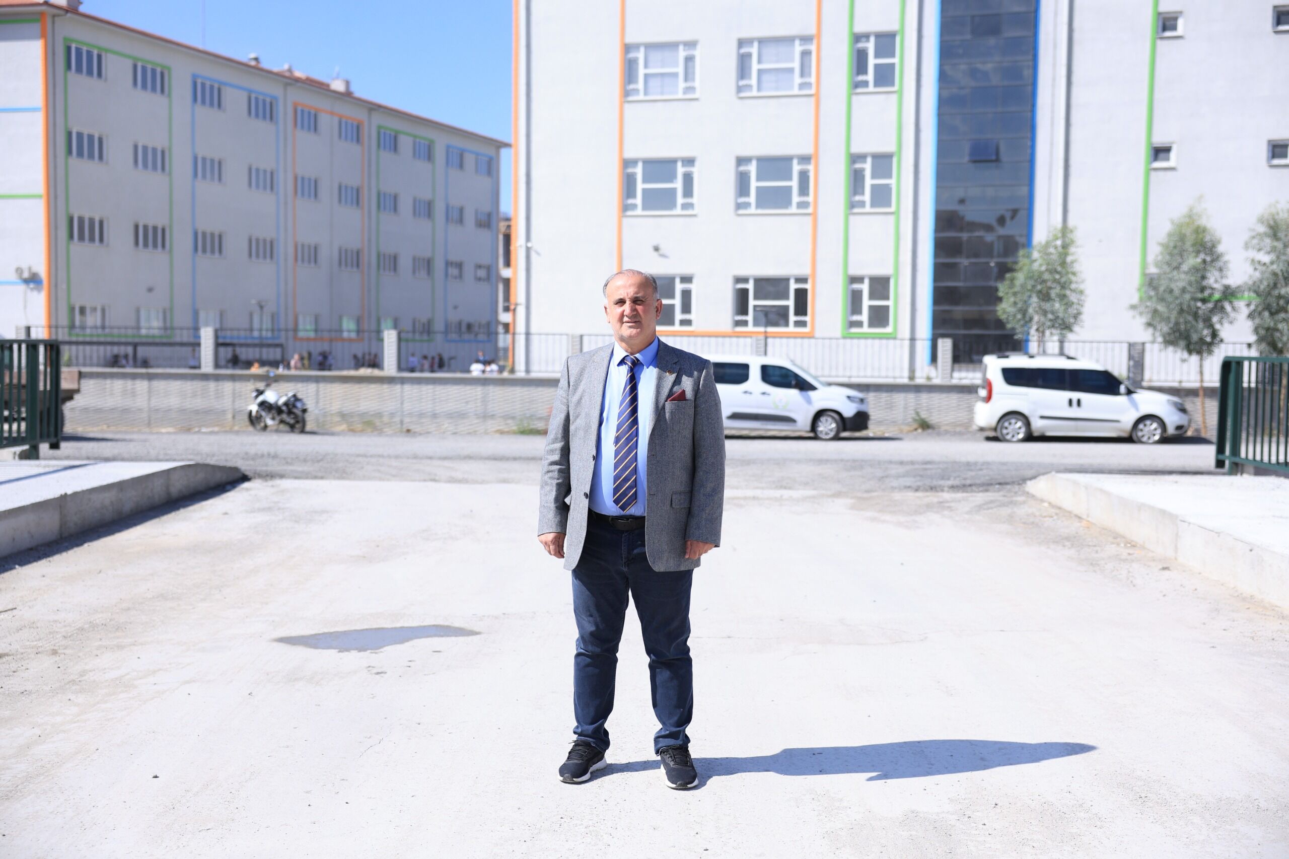 Baskan Kayadan Egitime Ulasim Destegi Incirliovada Okullara Kolay Ulasim Icin Yeni Yol Ve Kopru 604824 22Fe642F1071Fbb315E327C4F2A58Dfc