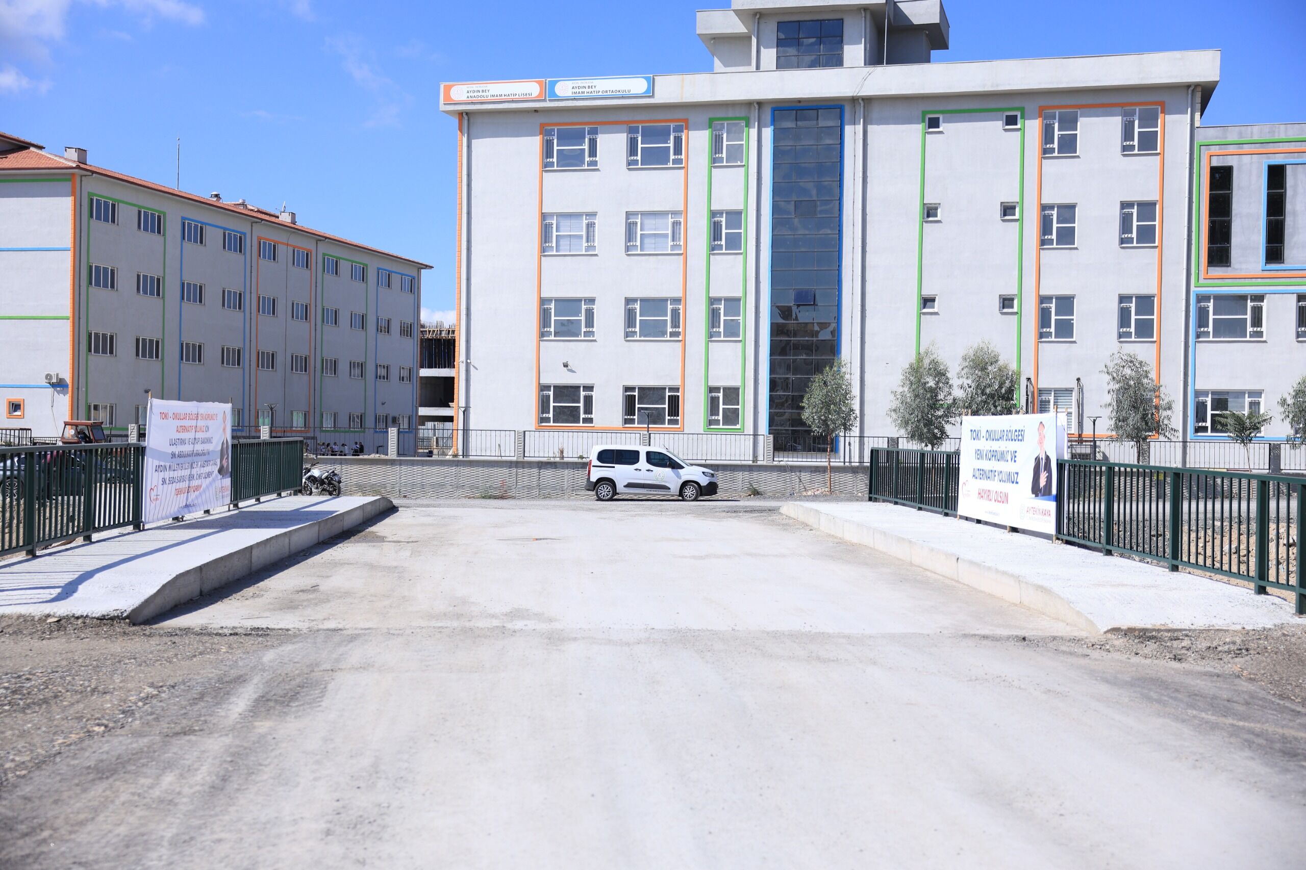 Baskan Kayadan Egitime Ulasim Destegi Incirliovada Okullara Kolay Ulasim Icin Yeni Yol Ve Kopru 604824 4795Fe14E21E309A76C8Cefdf5Fdb62D