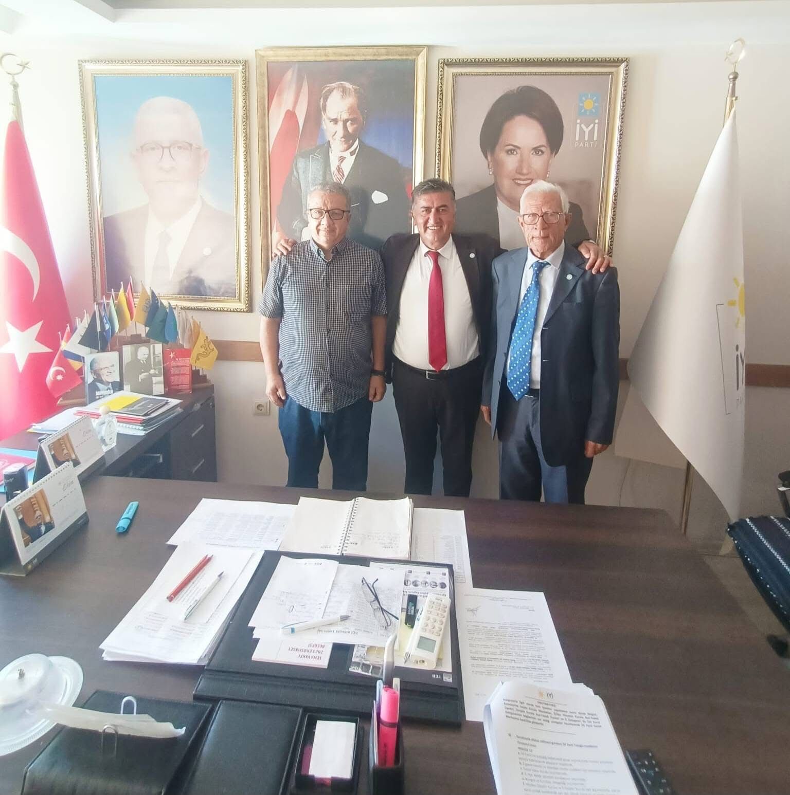 Iyi Parti Efelere Bir Aday Daha 606806 6341232E7A836Ebdf8886Daeb86Dc70B