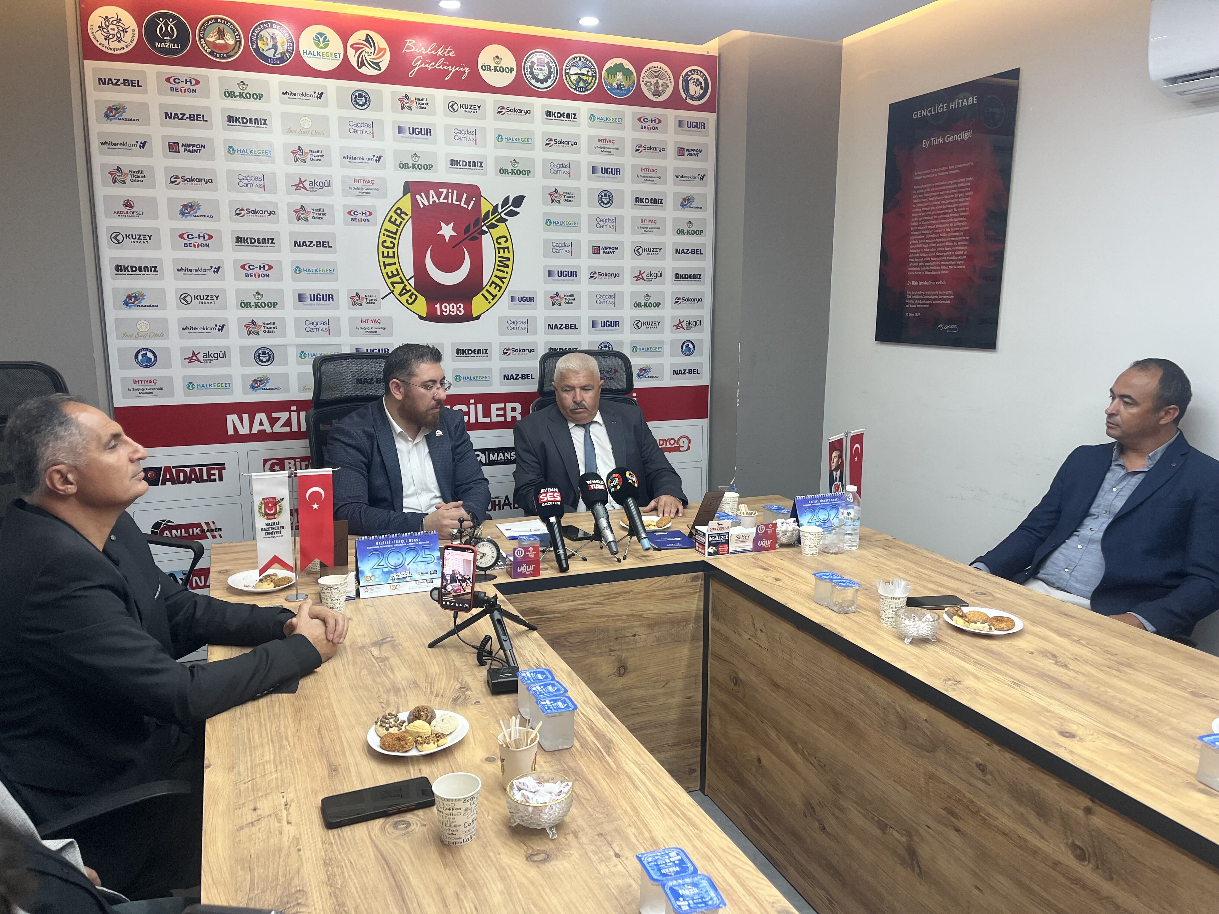 Nazilli Marangozlar Odasinda Onceki Baskan Yeniden Aday Ali Cetinkaya Adayligini Acikladi 608734 Fb1096E4D6Bd6009E478131502D3E422