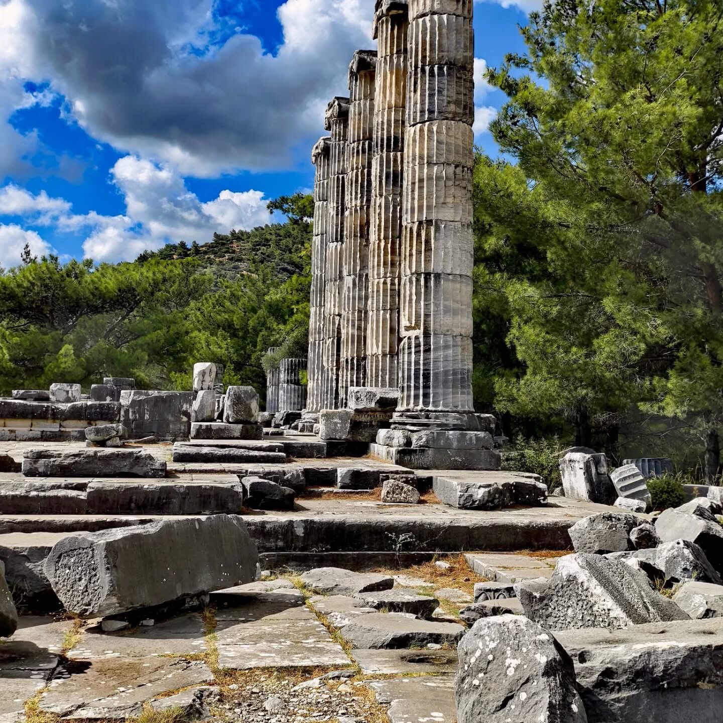 Thy Baskani Ahmet Bolat Priene Antik Kentini Ziyaret Etti Turizm Potansiyeli Gorusuldu 604735 3A741Fd934637Afff9Ca6D1473Ed91Ac
